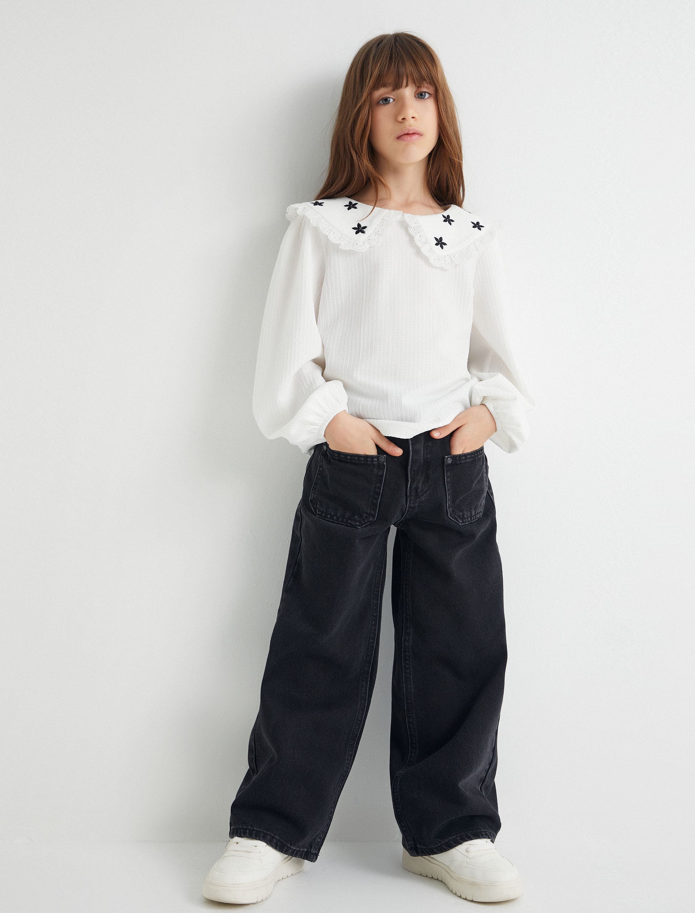  Kız Çocuk Bluz Bebe Yaka İşlemeli Uzun Kollu