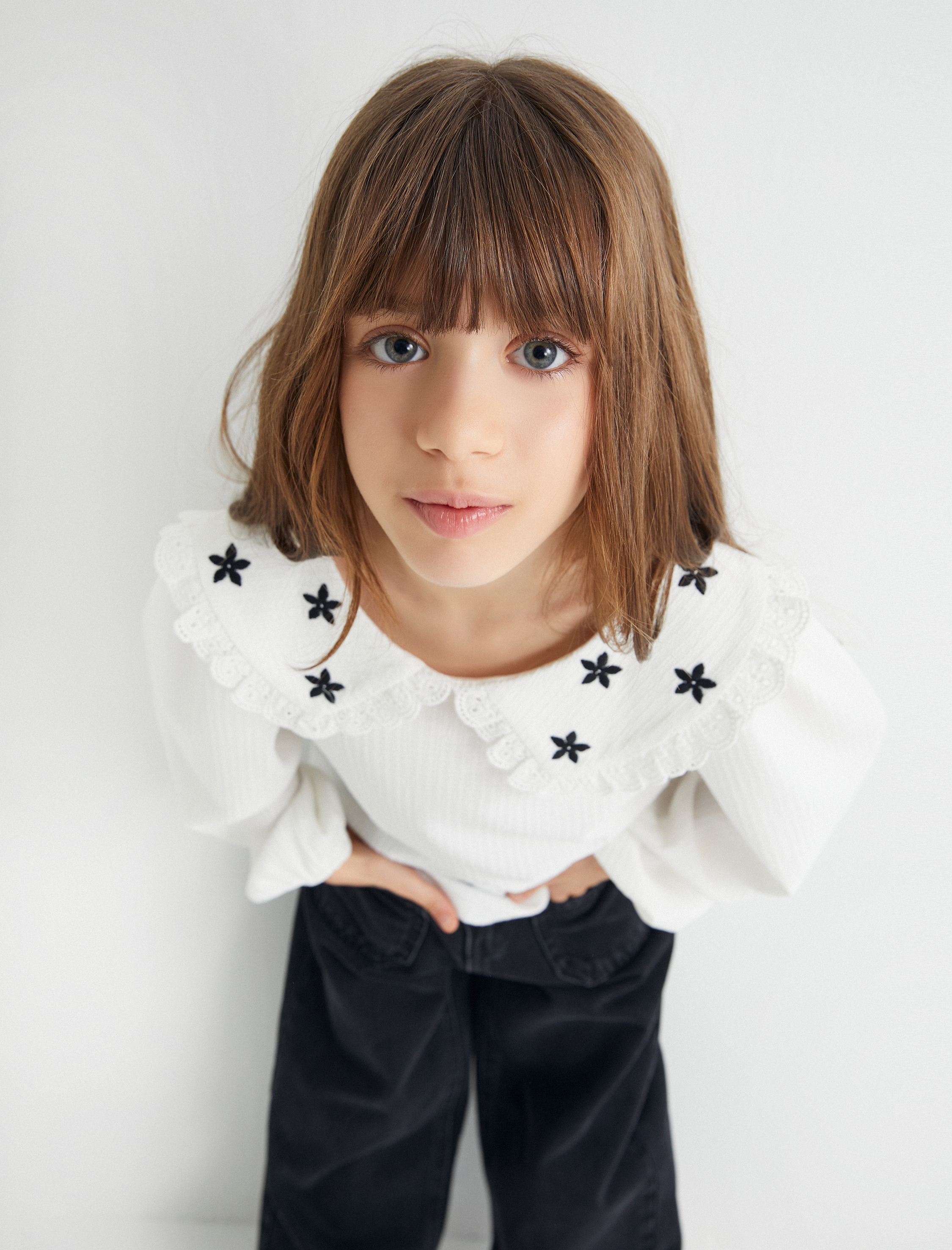  Kız Çocuk Bluz Bebe Yaka İşlemeli Uzun Kollu