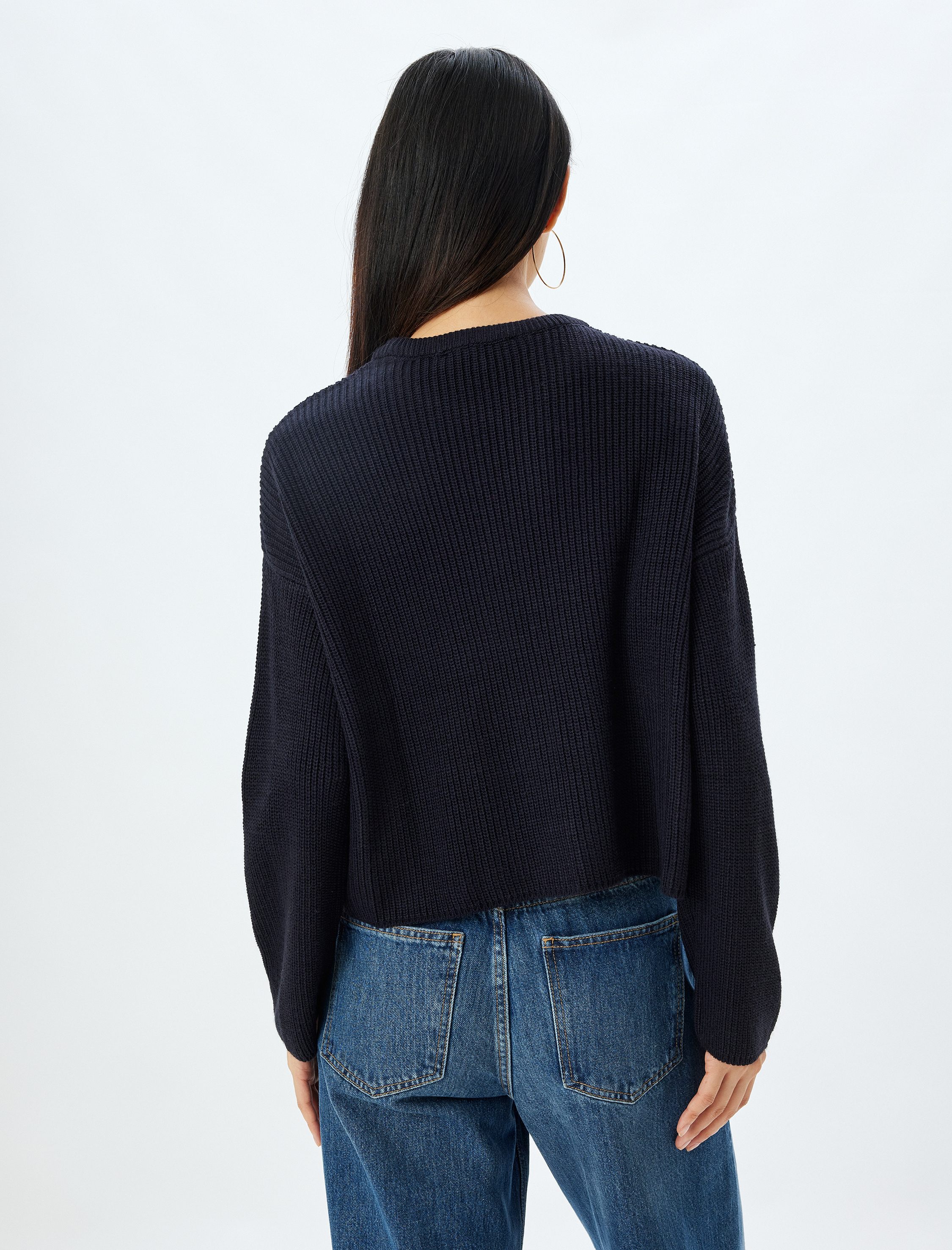 Basic Triko Kazak Yuvarlak Yaka Uzun Kollu Regular Fit