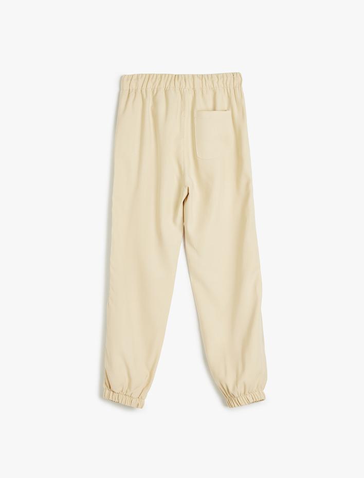 Erkek Çocuk Beli Bağcıklı Cep Detaylı Viskon Jogger Pantolon