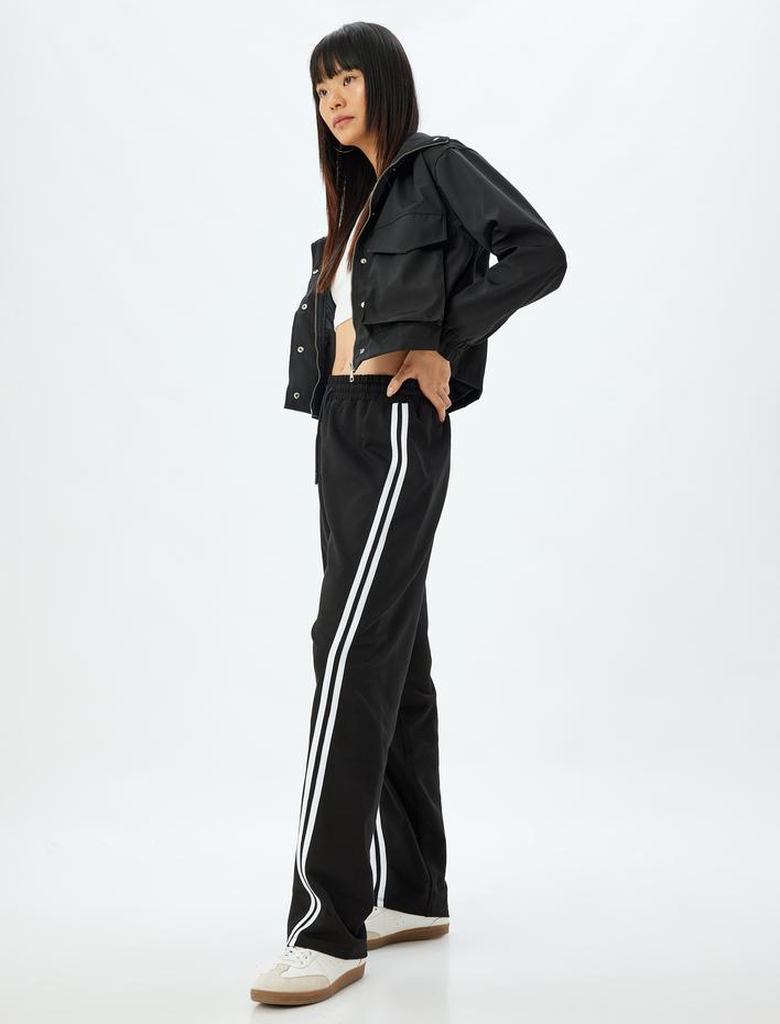  Bol Paça Eşofman Altı Beli Bağcıklı Şardonlu Cep Detaylı