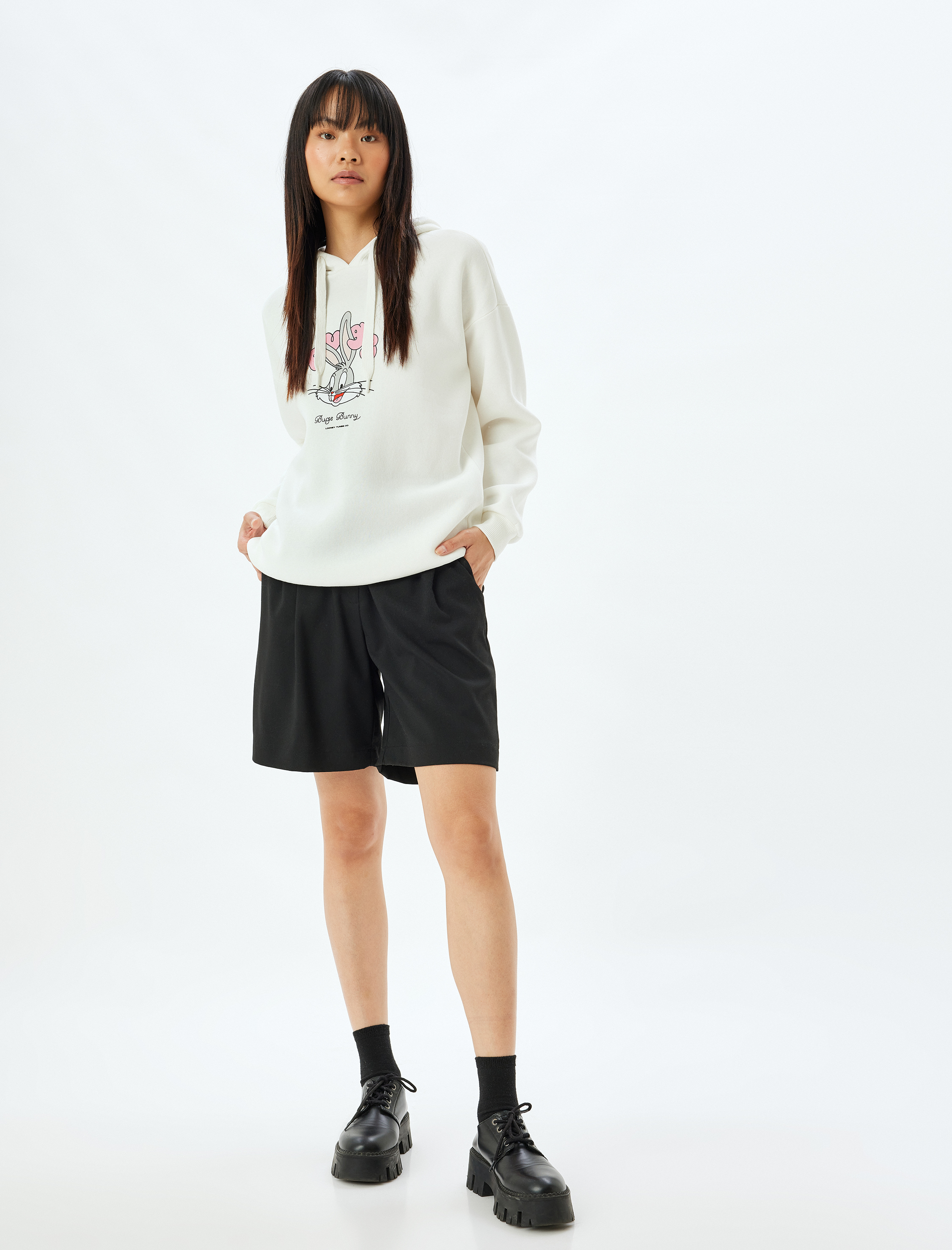   Şardonlu Bugs Bunny Oversize Sweatshirt Arkası Baskılı Kapüşonlu Lisanslı