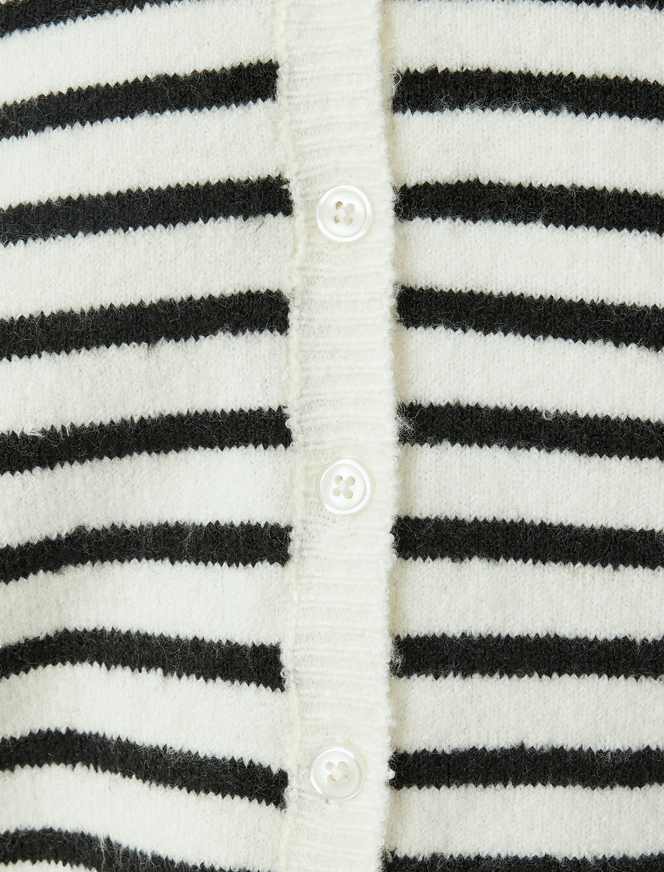   Bisiklet Yaka Hırka Uzun Kollu Düğmeli