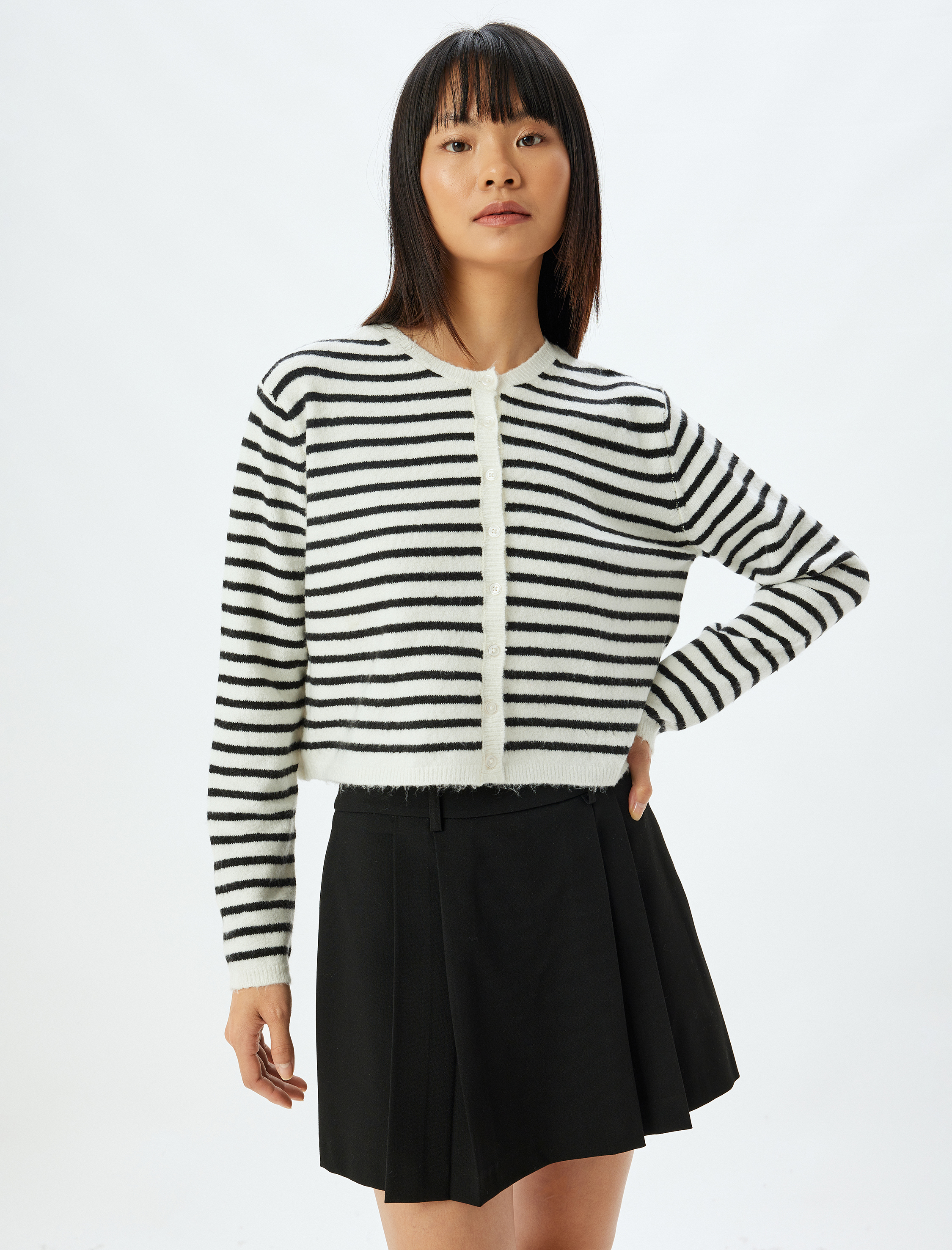   Bisiklet Yaka Hırka Uzun Kollu Düğmeli