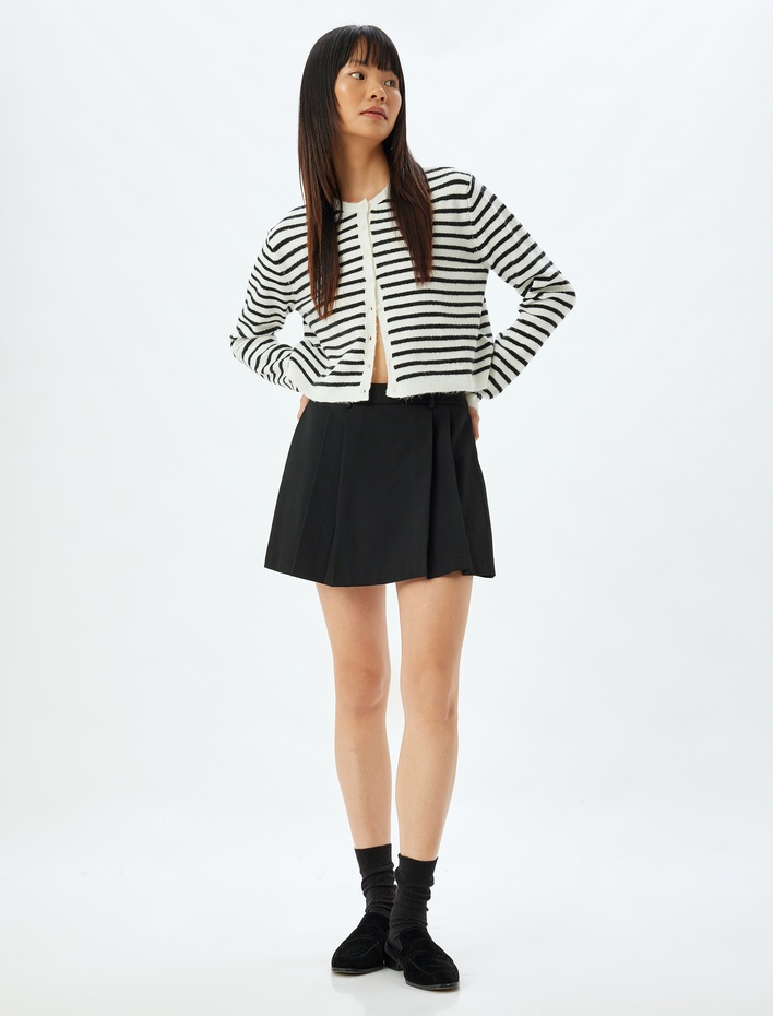  Bisiklet Yaka Hırka Uzun Kollu Düğmeli