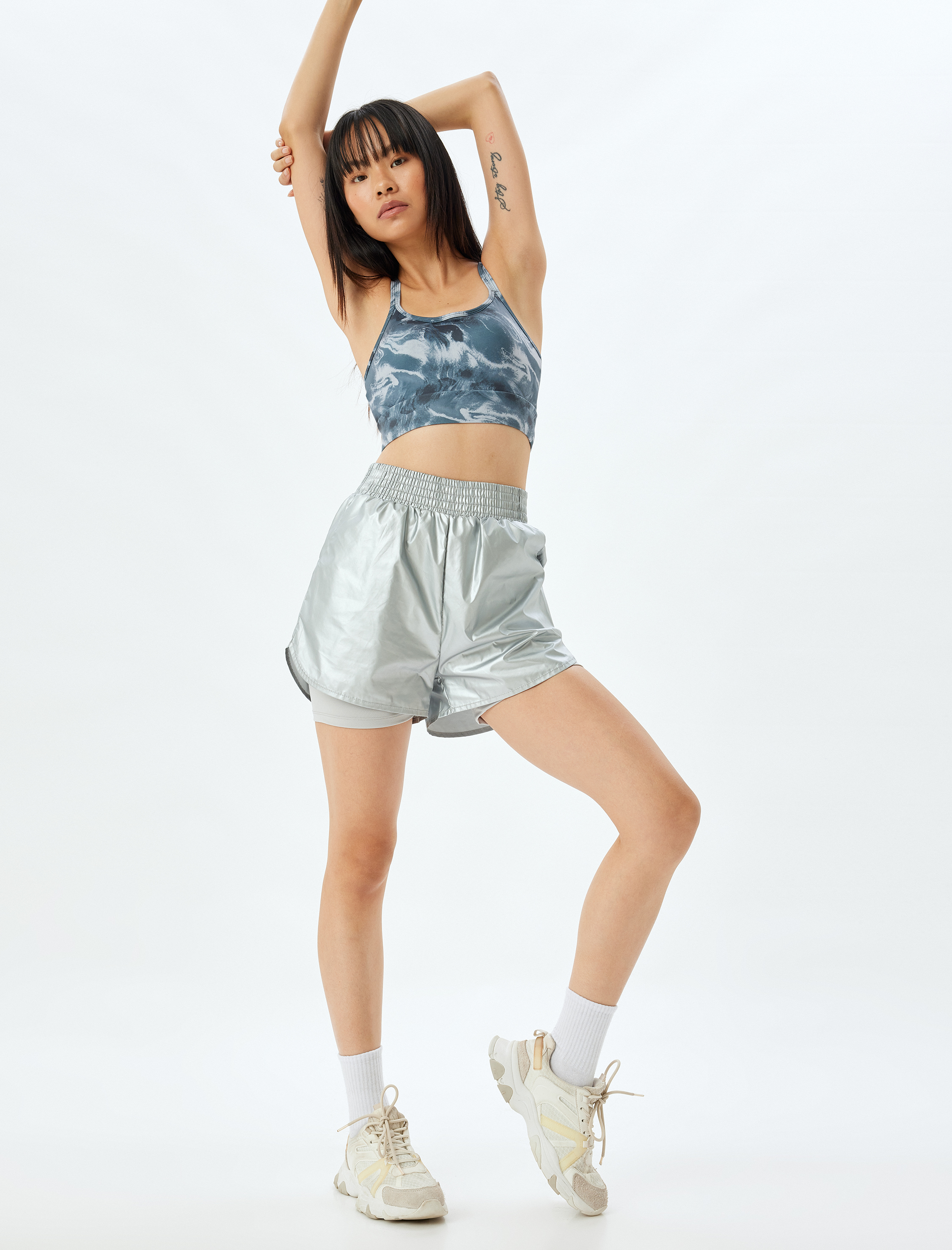   Soyut Baskılı Çapraz Askılı Sporcu Sütyeni