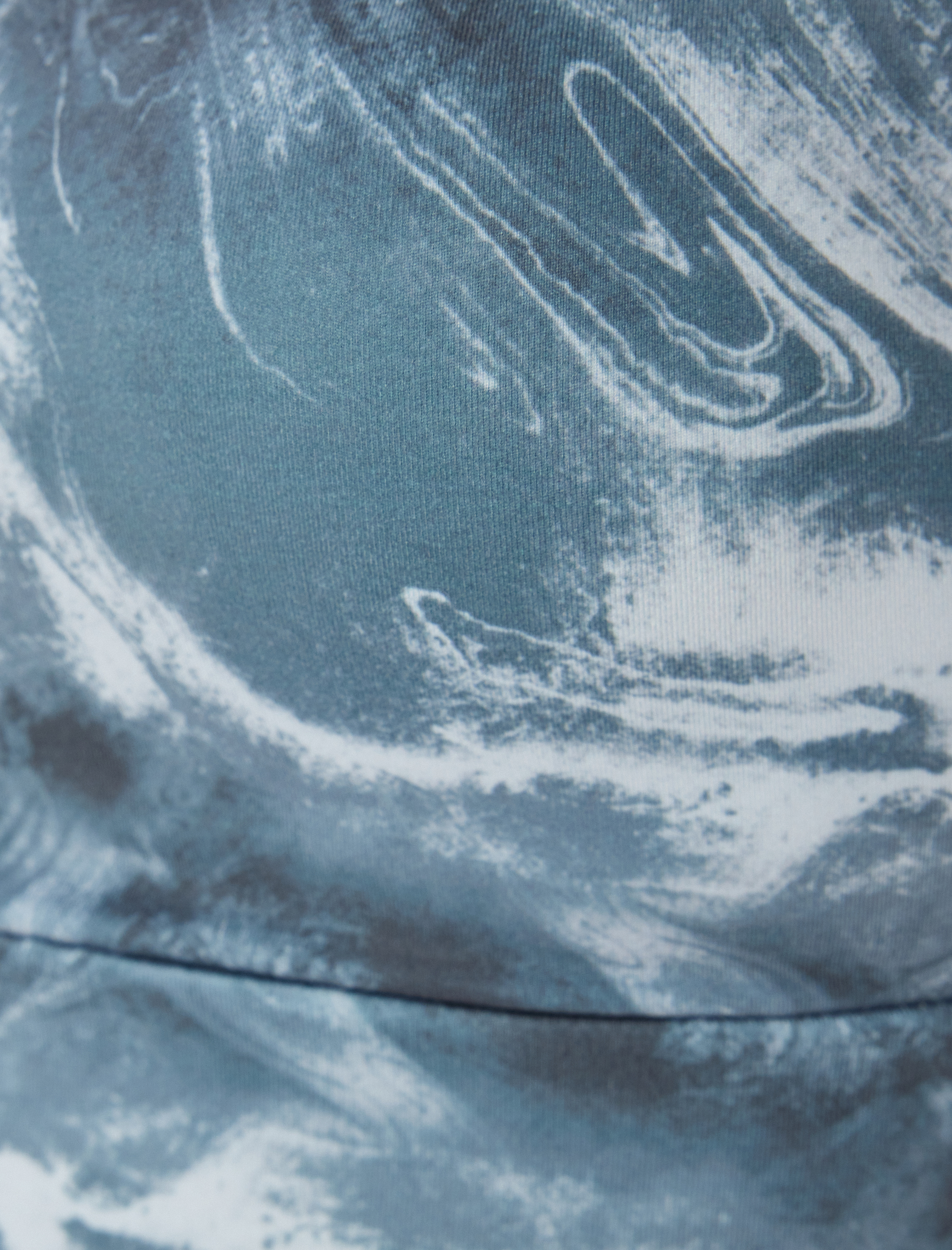   Soyut Baskılı Çapraz Askılı Sporcu Sütyeni