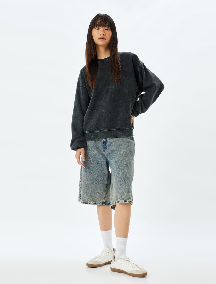   Oversize Sweatshirt Bisiklet Yaka Yıkamalı Uzun Kollu