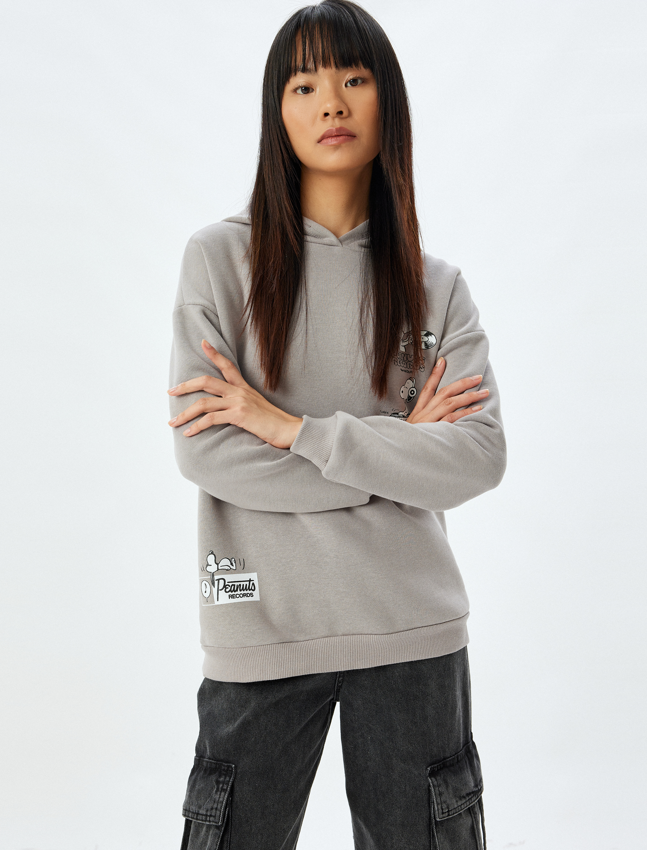   Snoopy Kapüşonlu Sweatshirt Arkası Baskılı Şardonlu Lisanslı