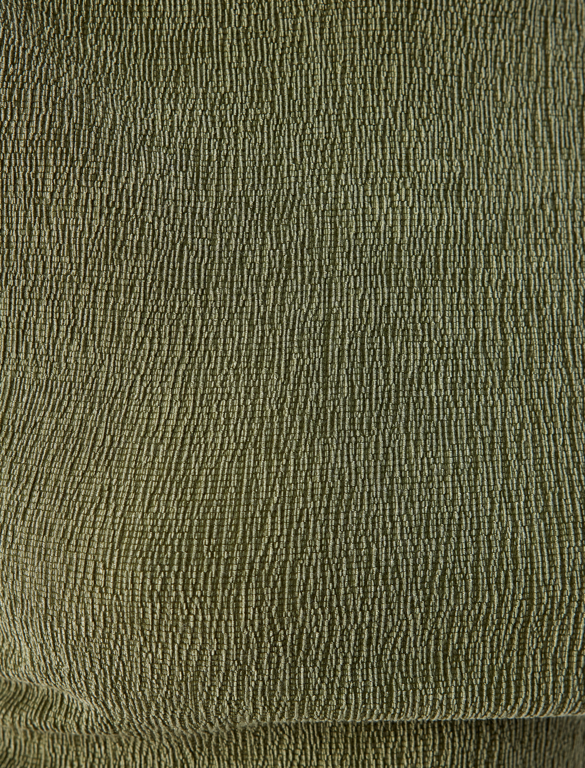 Slim Fit Dokulu Dik Yaka Kolsuz Tişört