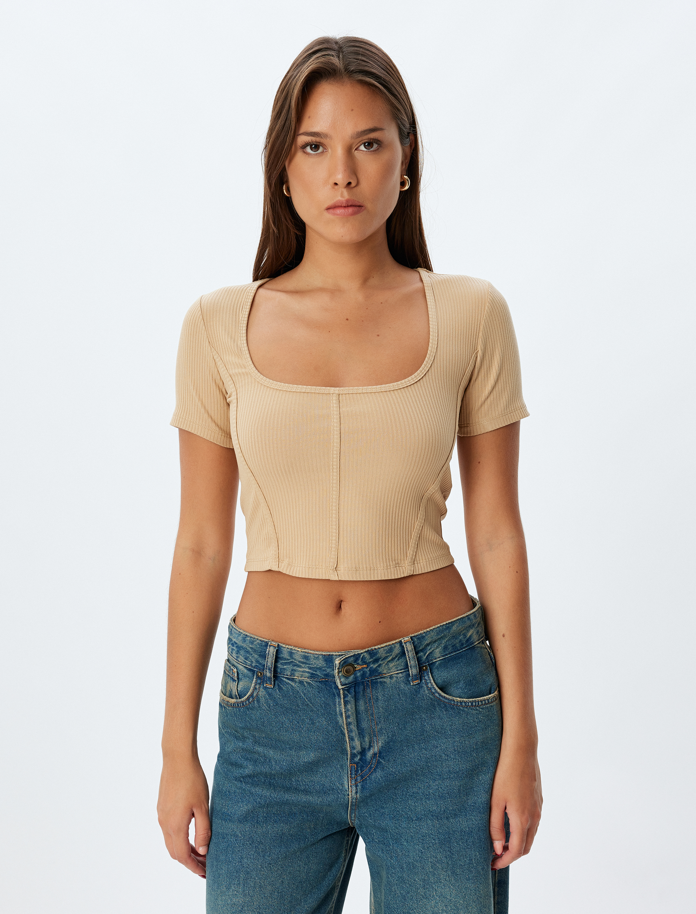   Kısa Kollu U Yaka Kaşkorse Viskon Kumaş Crop Tişört