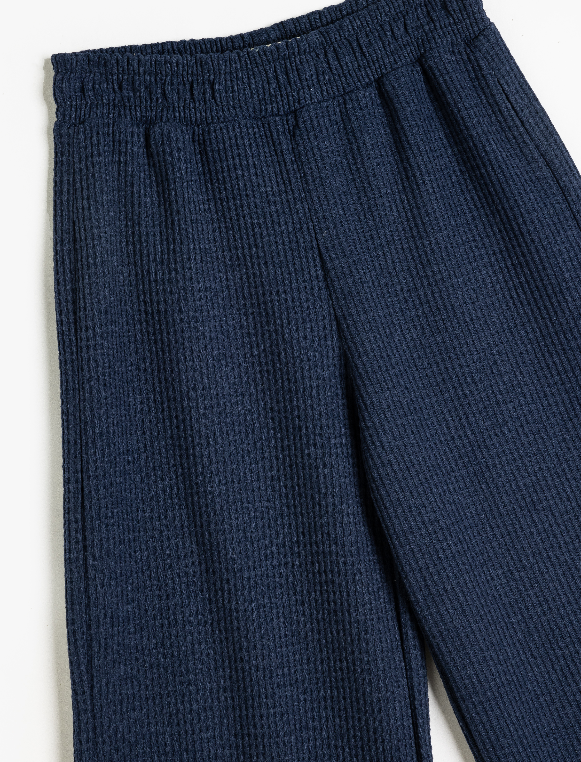  Kız Çocuk Bol Paça Pantolon Rahat Kesim Beli Lastikli Dokulu