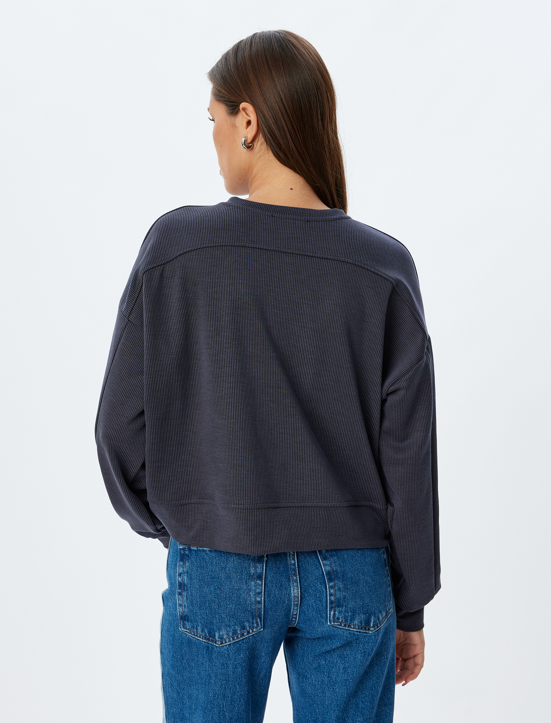   Basic Sweatshirt Uzun Kollu Bisiklet Yaka