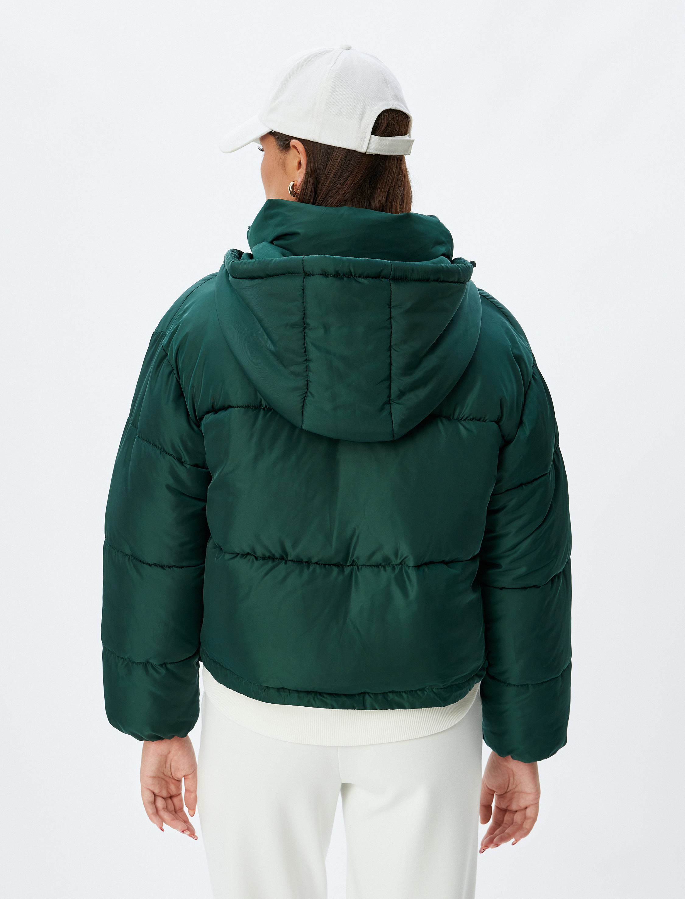 Kısa Şişme Mont Kapüşonlu Cepli Fermuarlı Cepli Rahat Kalıp