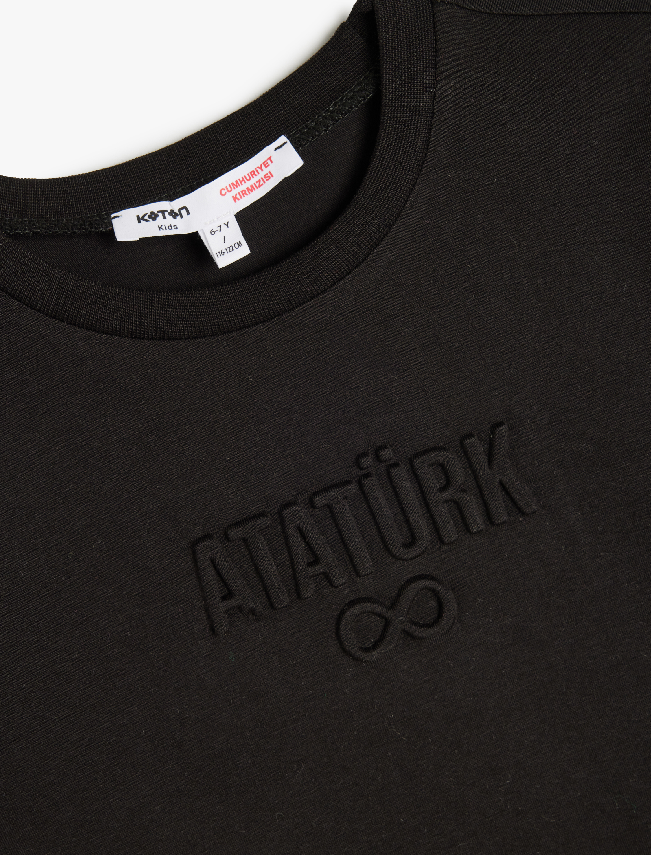  Erkek Çocuk Atatürk İşlemeli Uzun Kollu Pamuklu Bisiklet Yaka Tişört