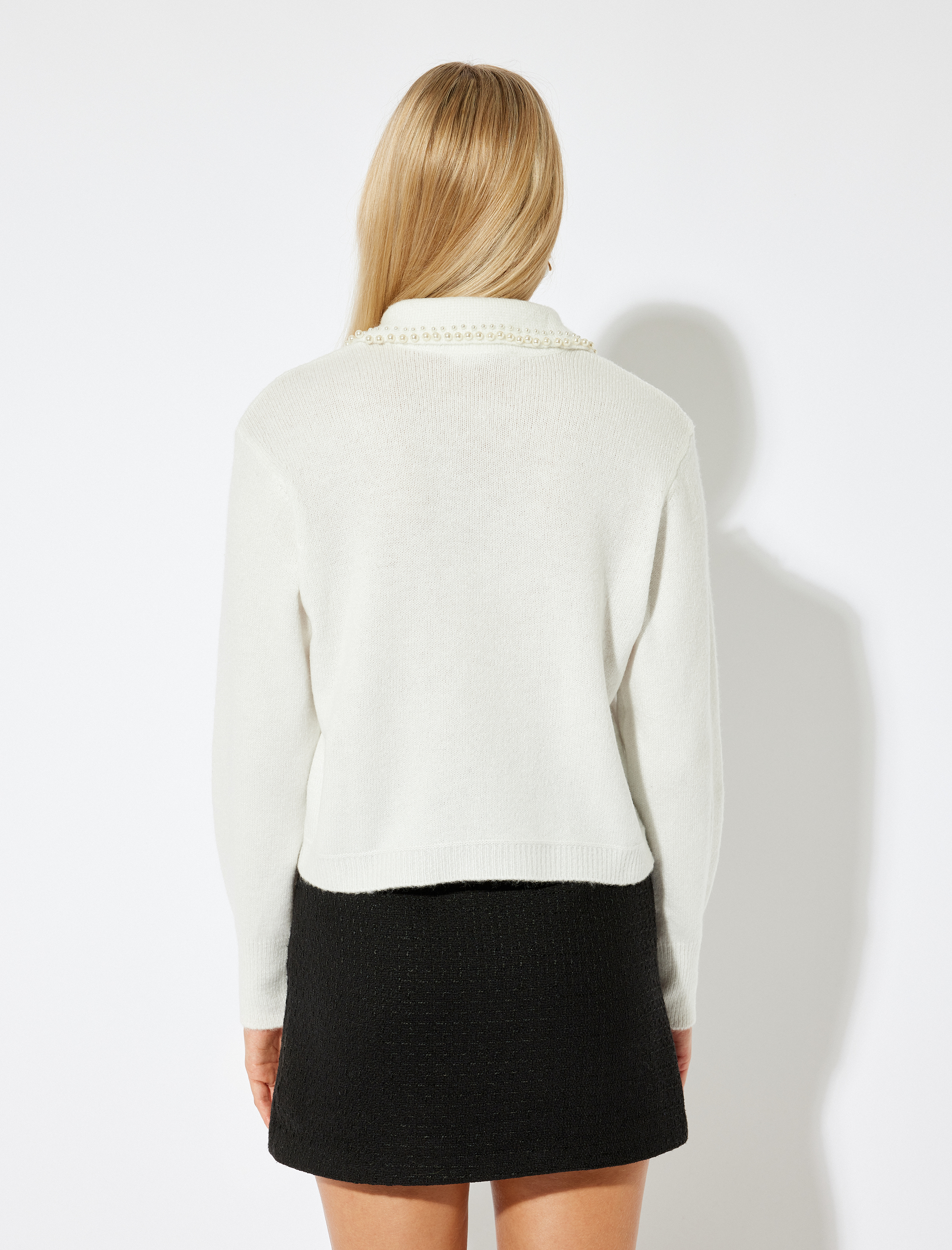   İnci Detaylı Uzun Kollu Yumuşak Dokulu Kazak