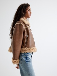 Suni Deri Crop Oversize Biker Ceket Yakası Peluş Detaylı
