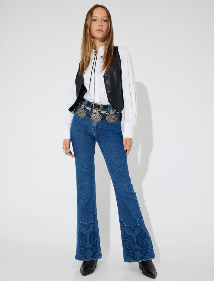  Koton X Zeynep Bastık - Nakışlı İspanyol Paça Kot Pantolon Boncuk İşlemeli - Flare Jeans