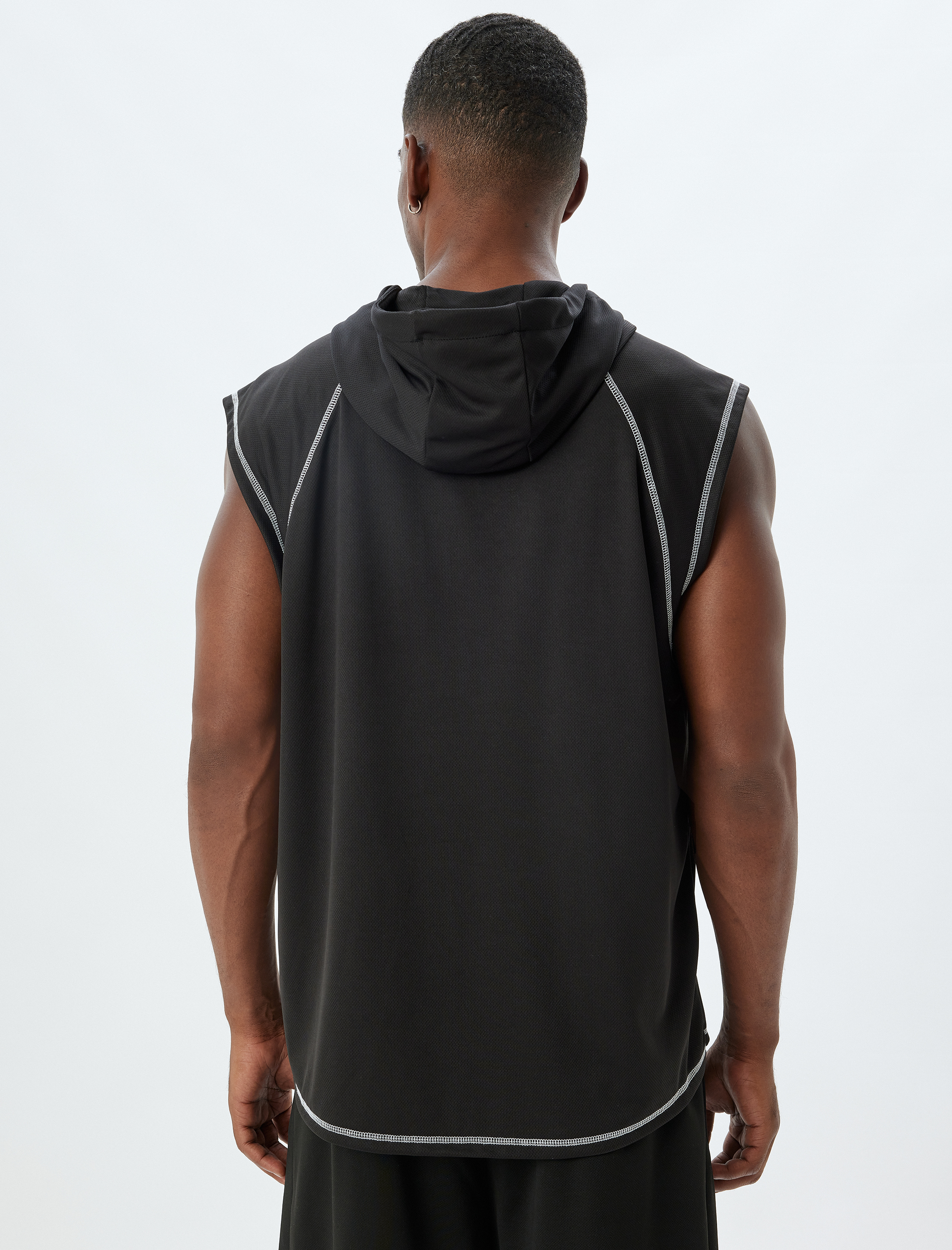   Kapşonlu Kolsuz Dikiş Detaylı Spor Atlet