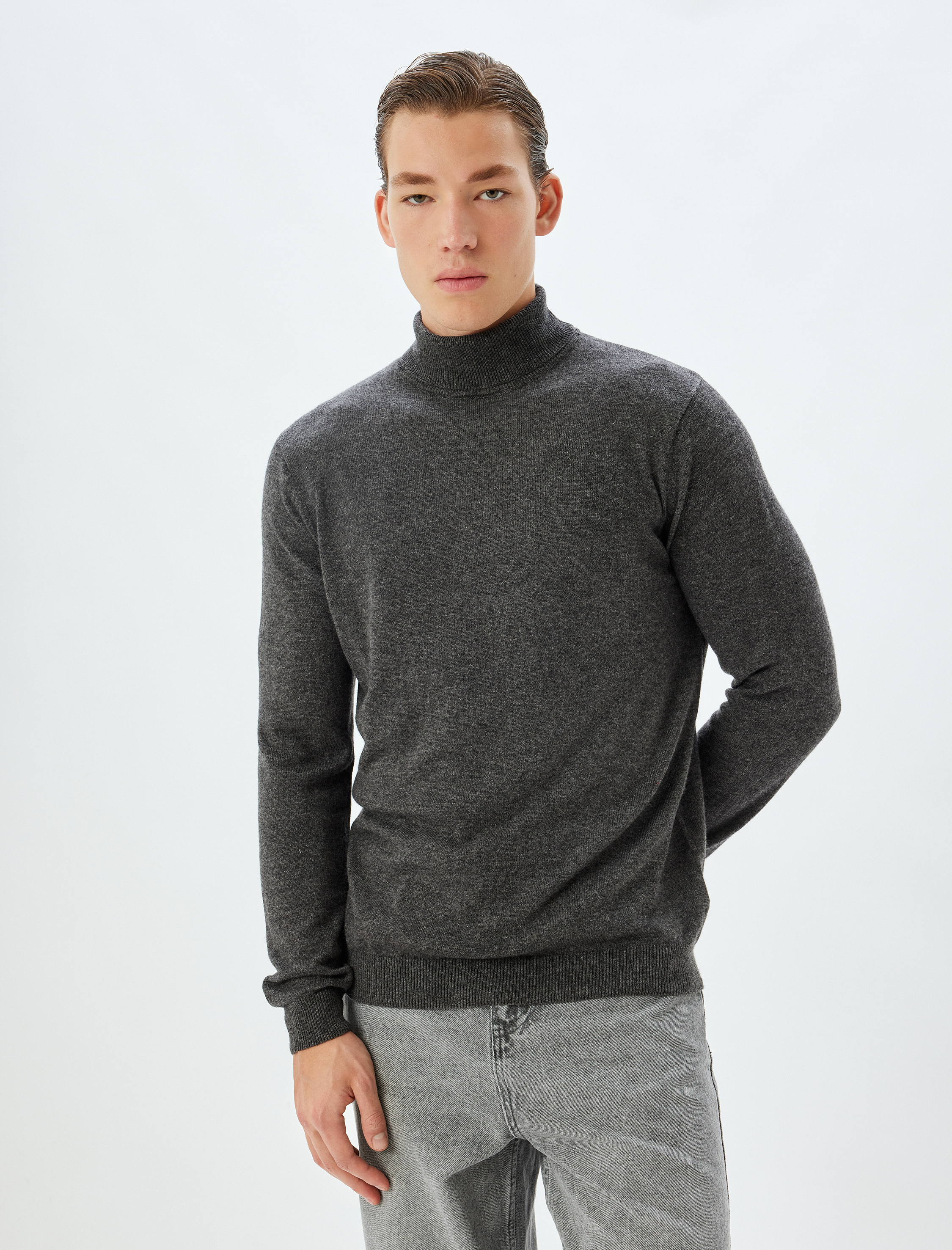   Triko Kazak Basic Boğazlı Uzun Kollu