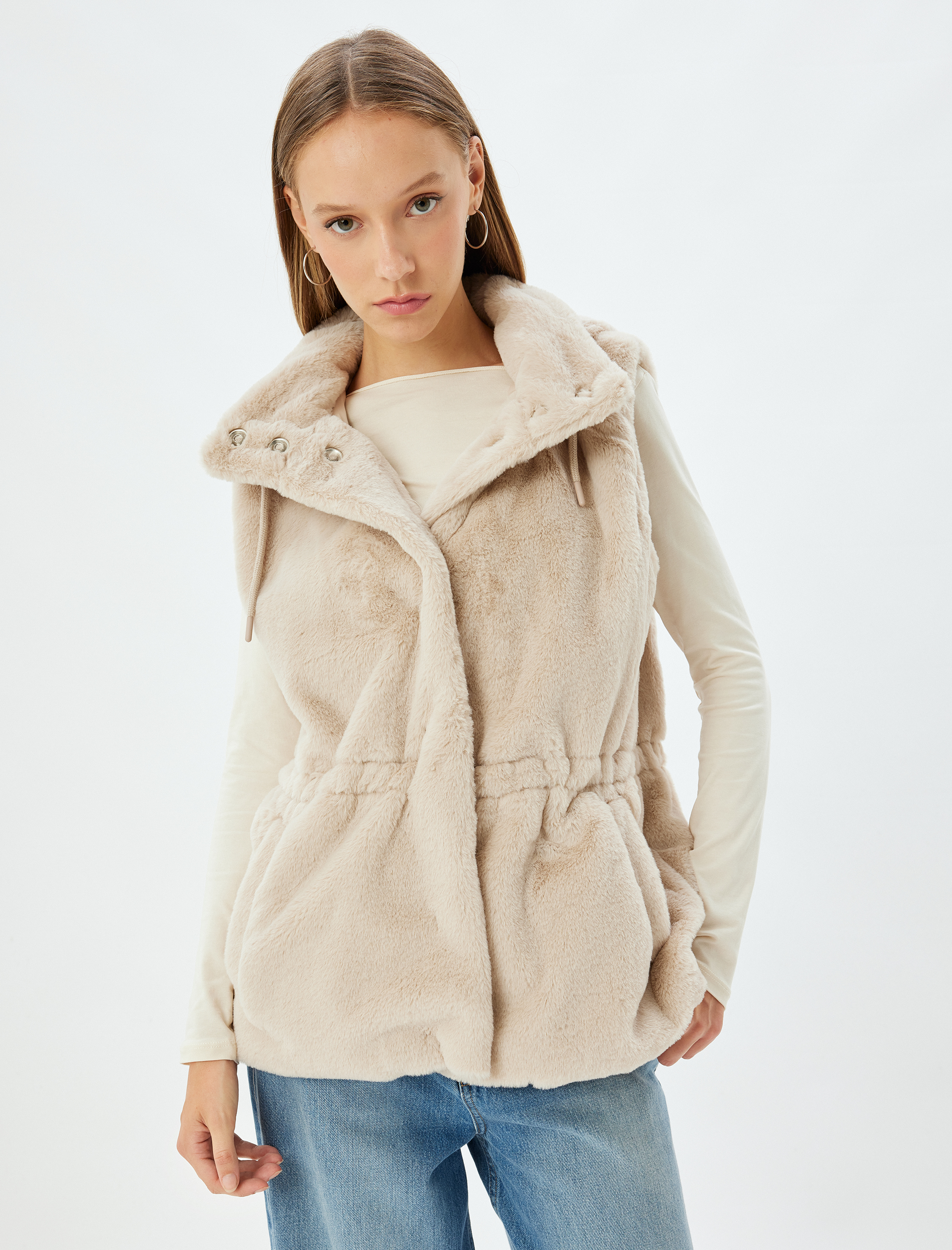   Kapüşonlu Çıtçıt Düğmeli Suni Kürk Yelek