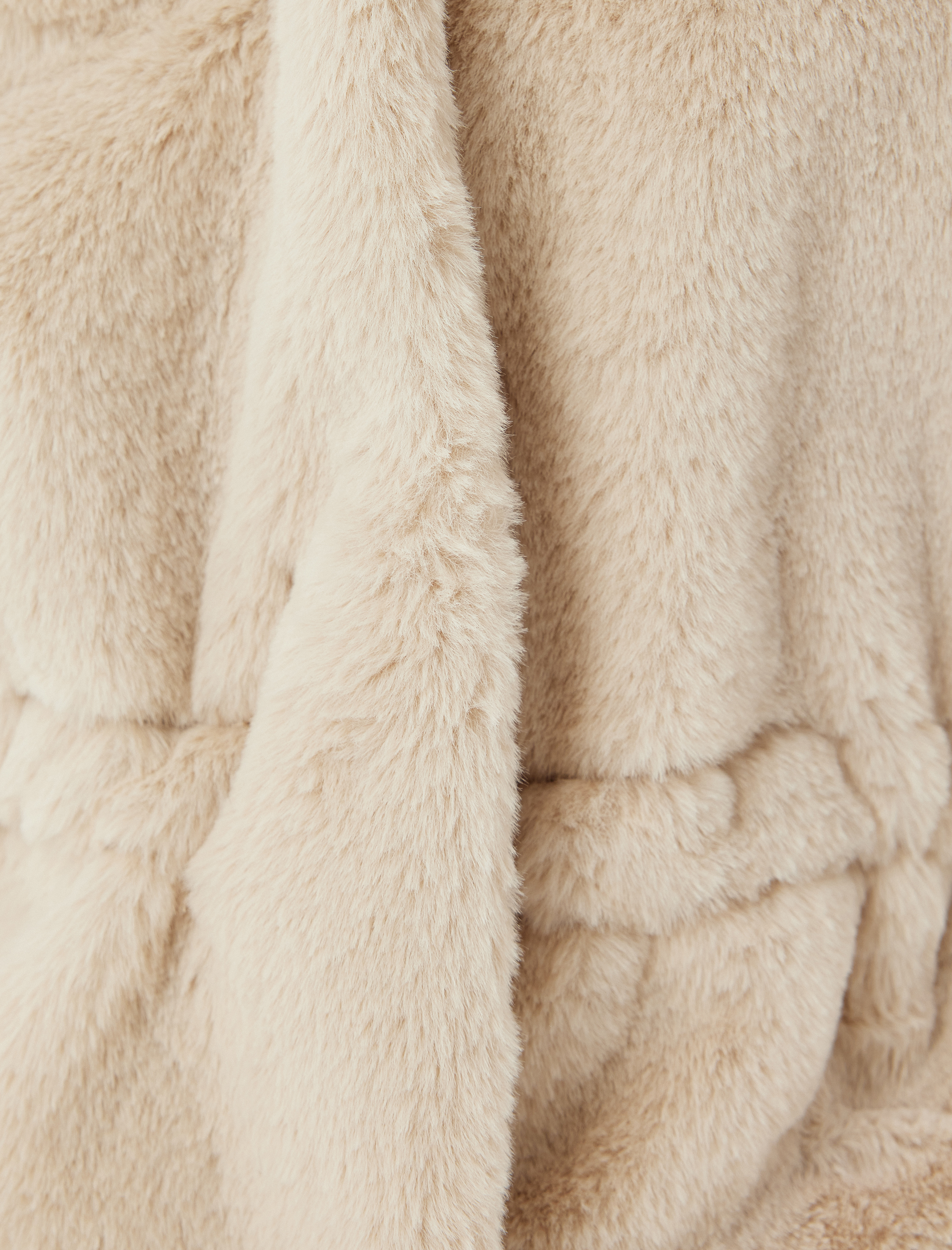   Kapüşonlu Çıtçıt Düğmeli Suni Kürk Yelek