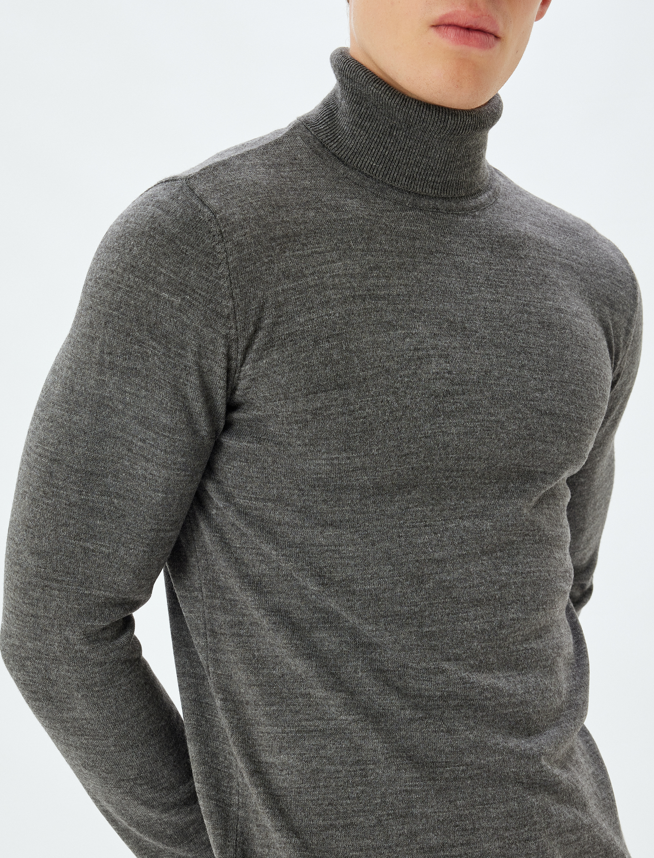   Triko Kazak Boğazlı Basic Uzun Kollu