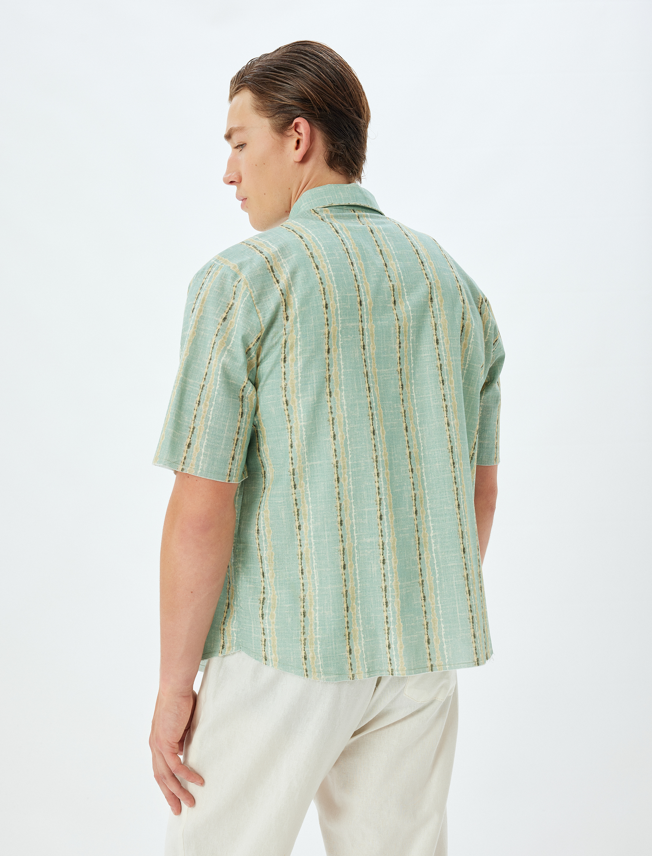   Desenli Gömlek Kısa Kollu Düğmeli Yaka Pamuklu Regular Fit