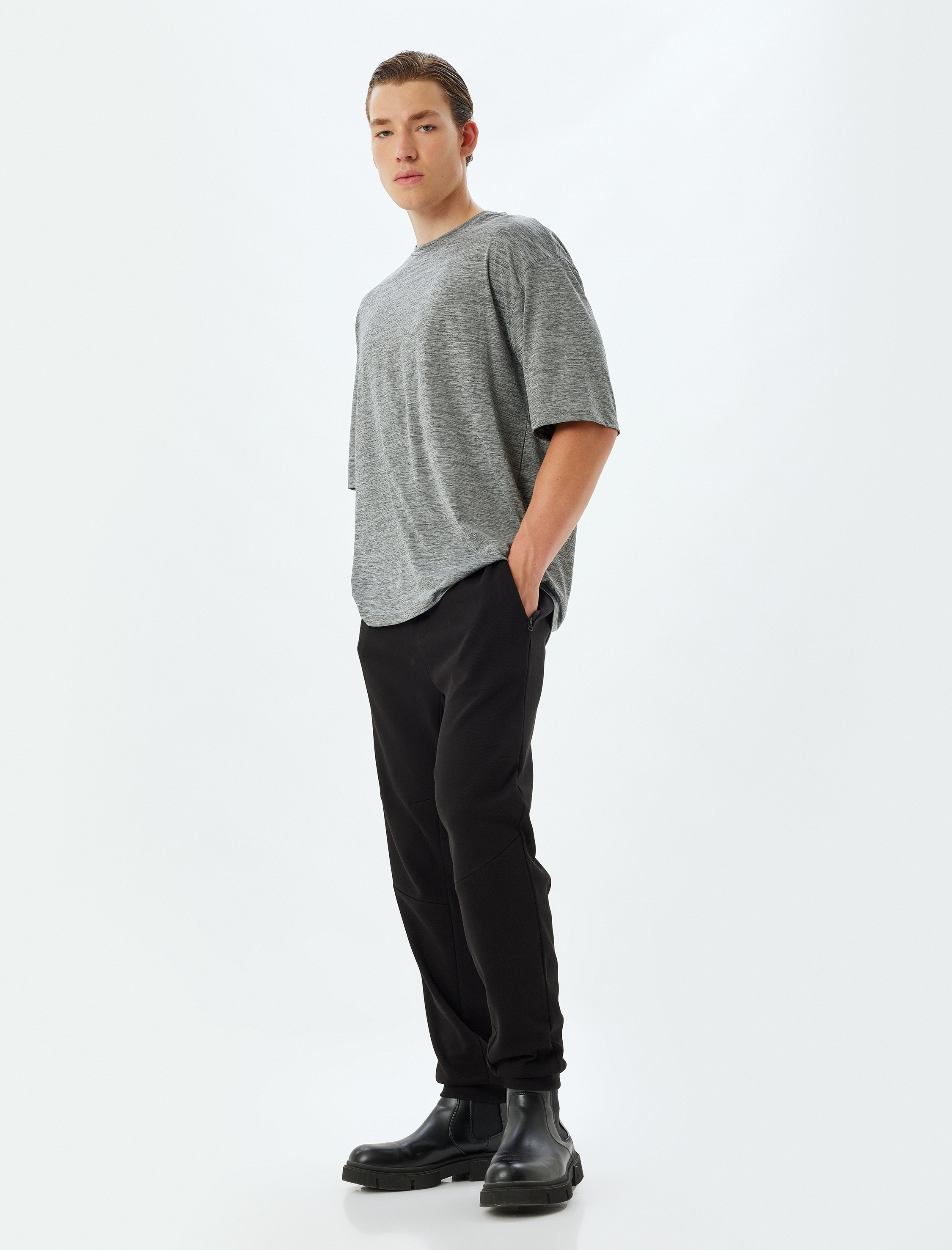   Oversize Arkası Baskılı Bisiklet Yaka Kısa Kollu Spor Tişört