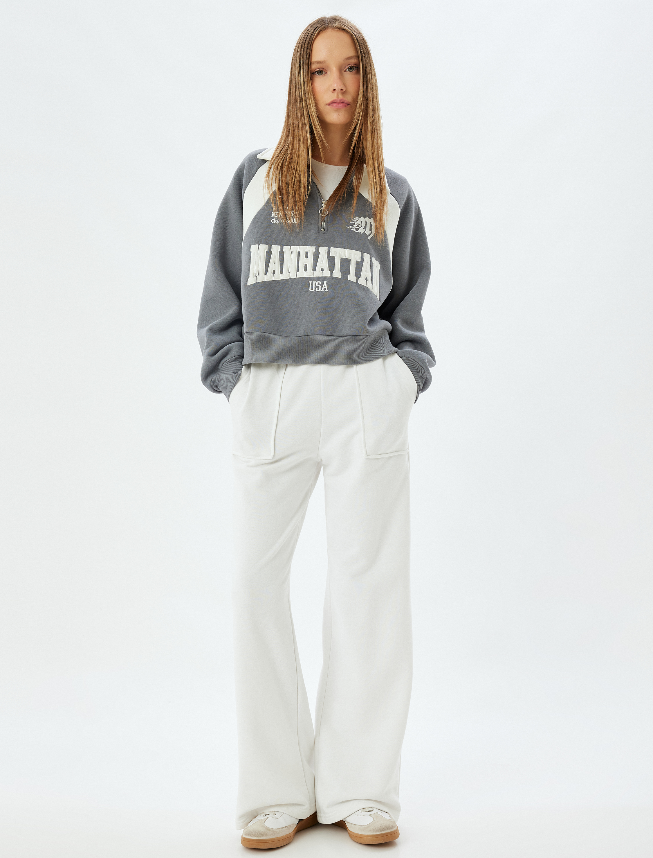   Yarım Fermuarlı Sweatshirt Kolej İşlemeli Dik Yaka Şardonlu