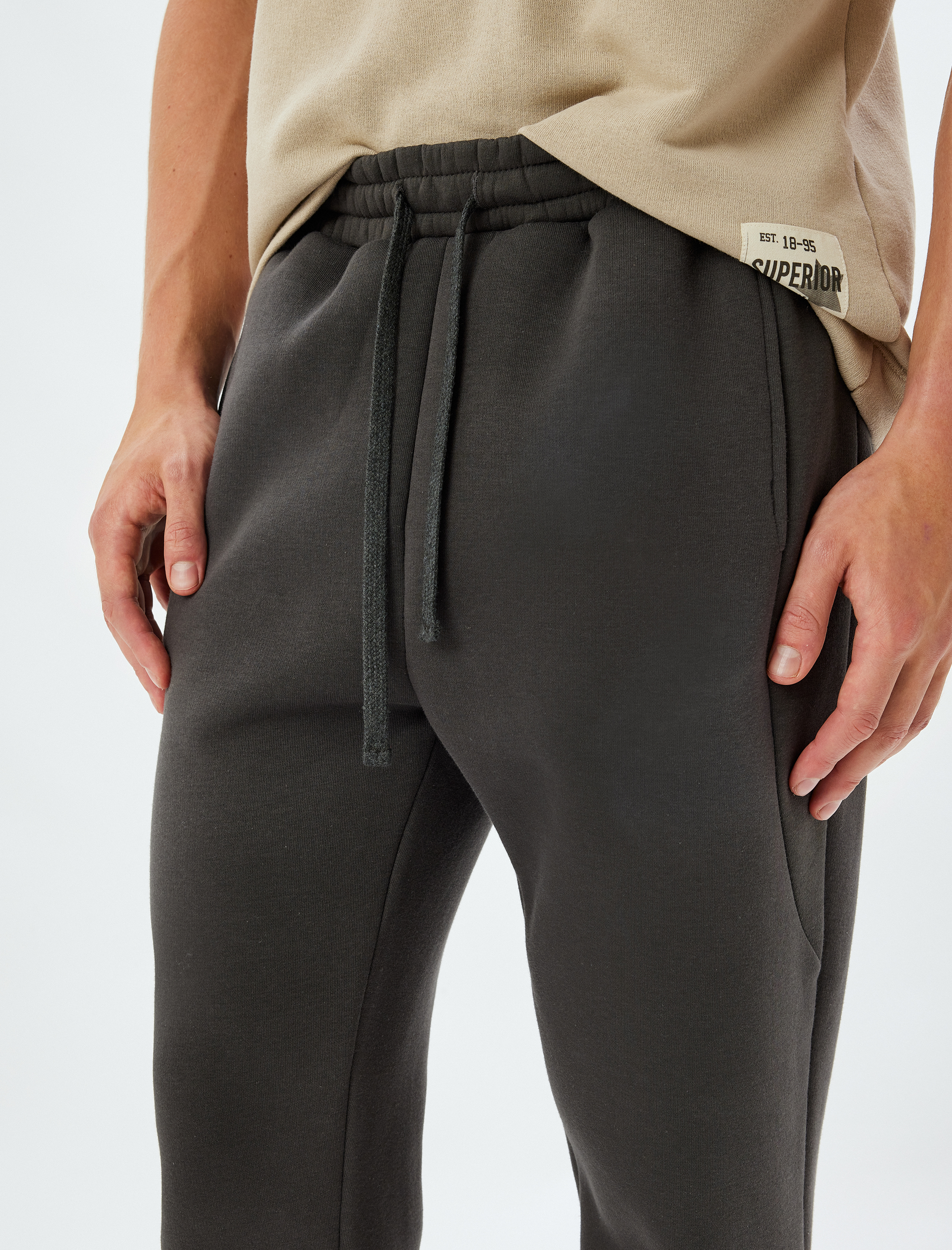   Kışlık Eşofman Altı Beli Bağcıklı Dikiş Detaylı Cepli Pamuk Karışımlı Lastikli Paça Şardonlu