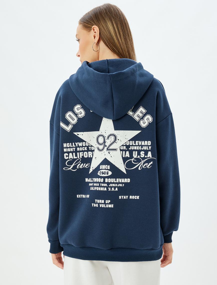   Oversize Kapüşonlu Sweatshirt Arkası Baskılı Kolej Temalı Şardonlu