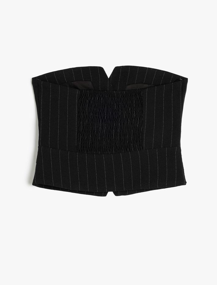  Koton X Zeynep Bastık -  Düğme ve Cep Detaylı Straplez Crop Üst