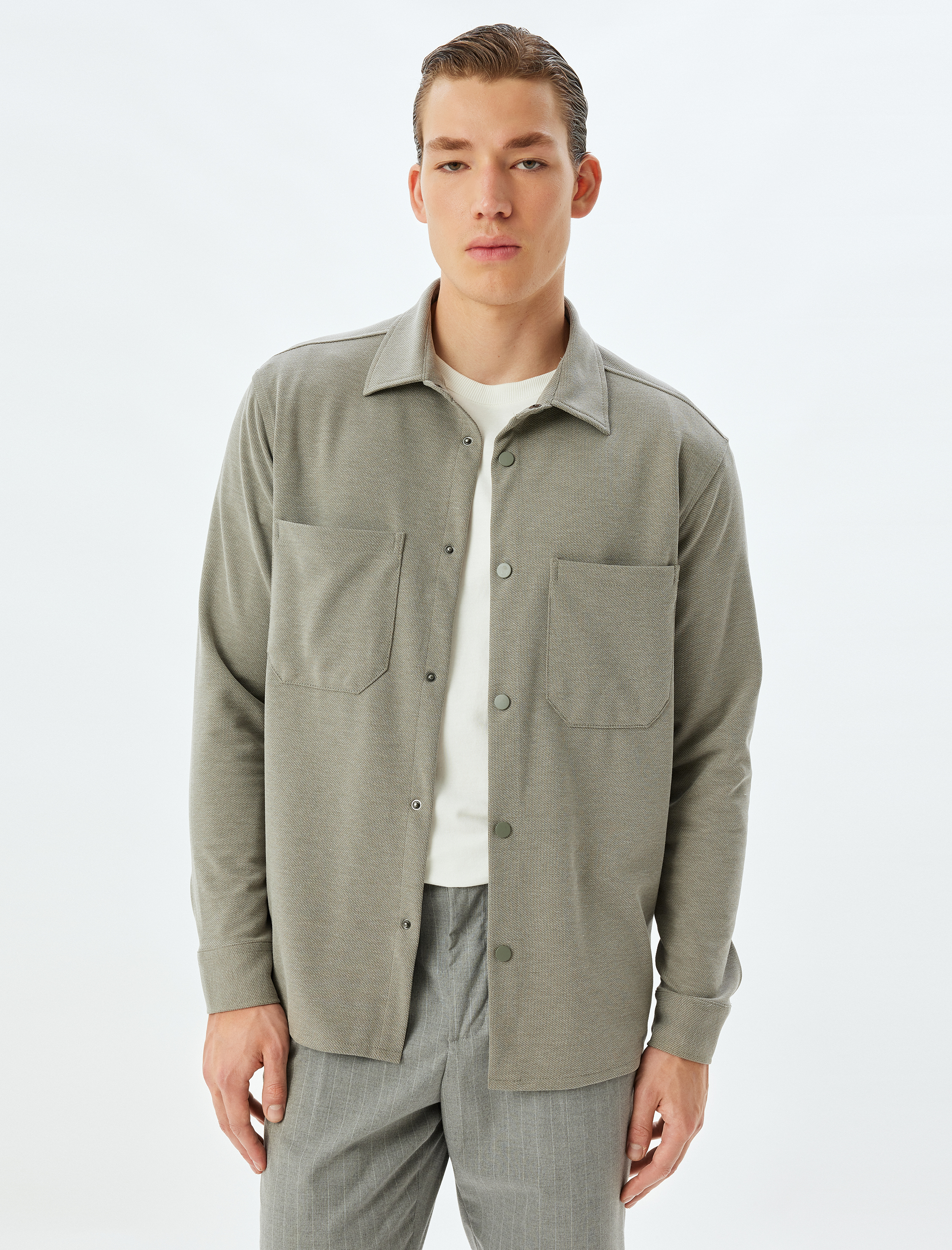   Uzun Kollu Gömlek Cep Detaylı Viskon Karışımlı Regular Fit