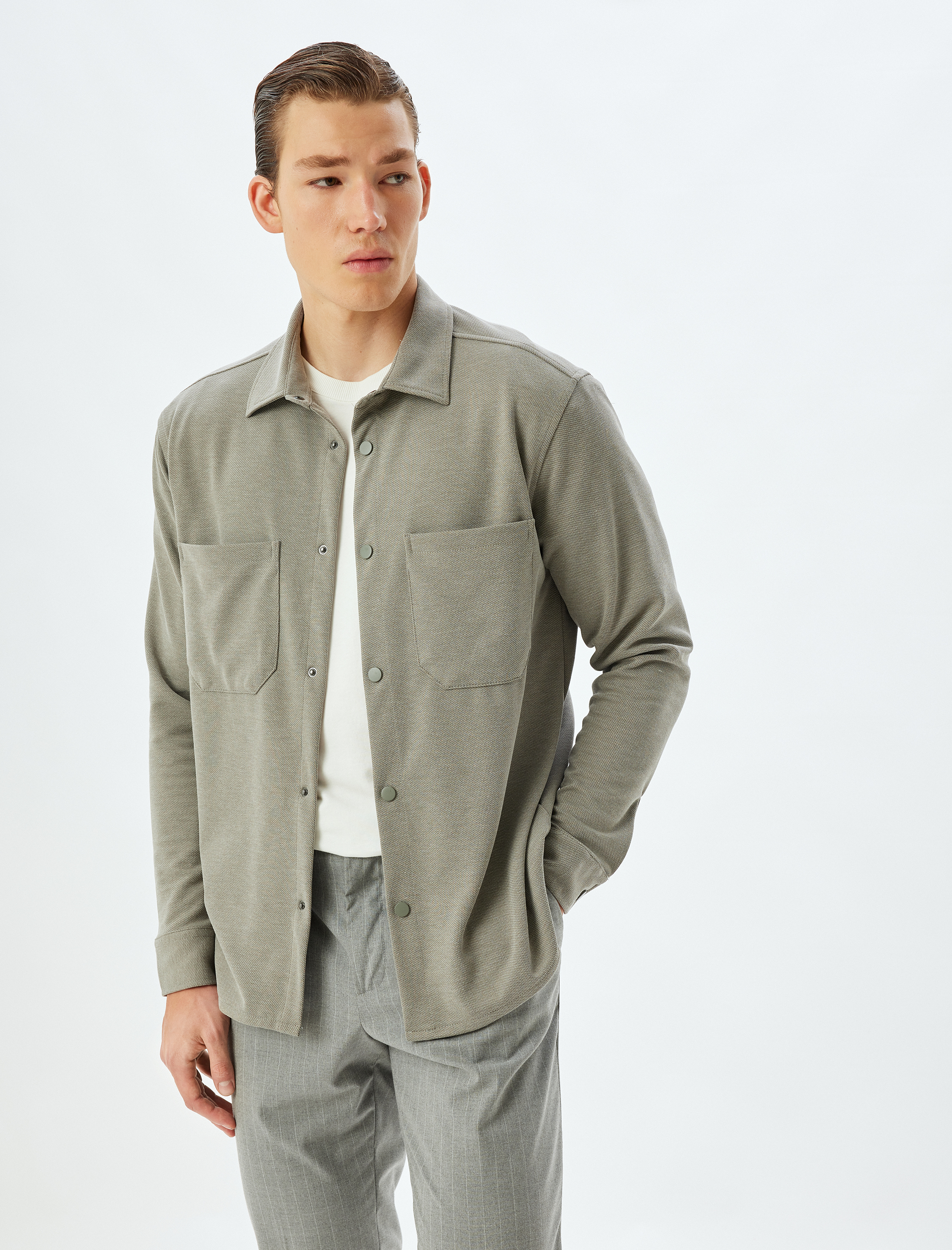   Uzun Kollu Gömlek Cep Detaylı Viskon Karışımlı Regular Fit