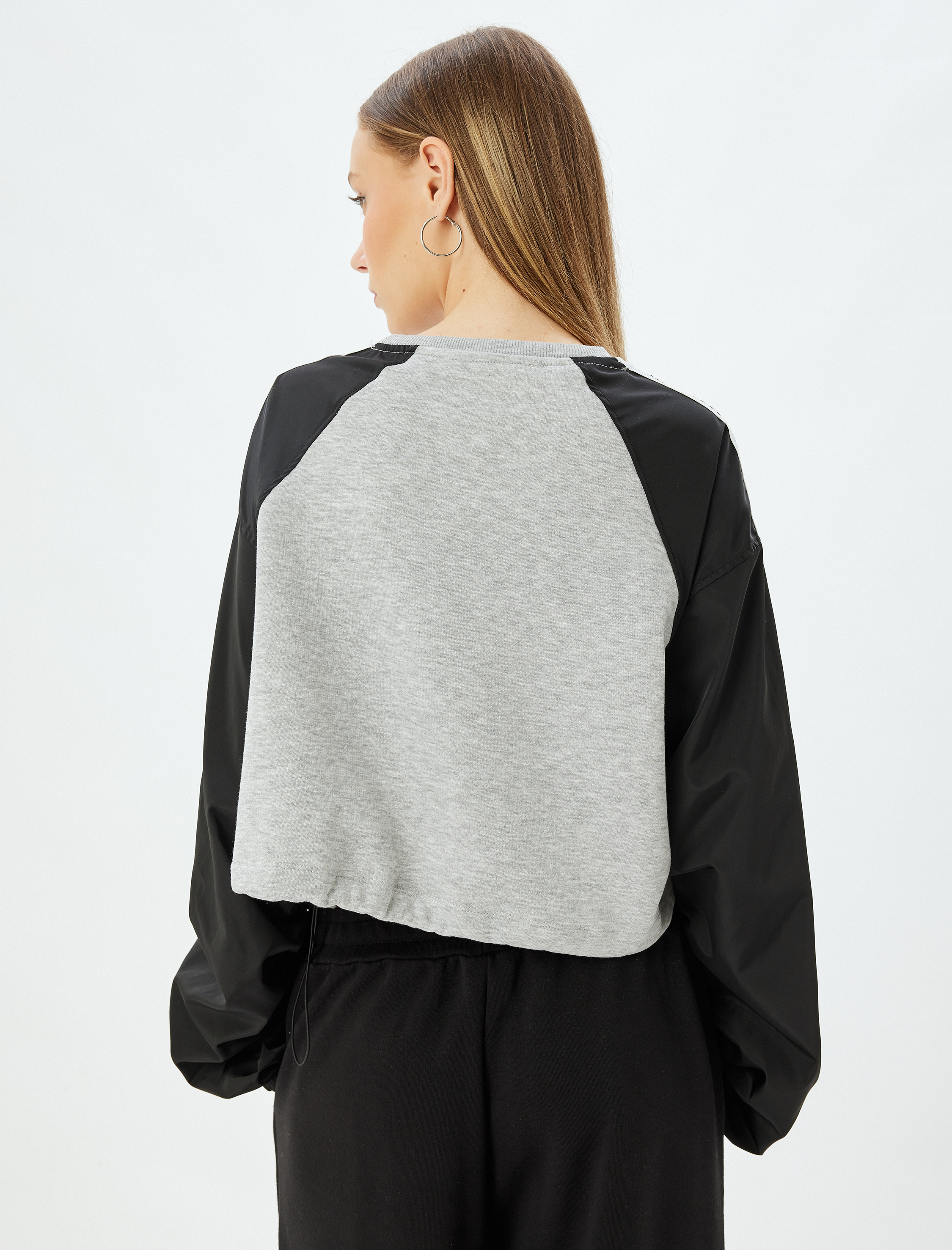   Şardonlu Crop Oversize Sweatshirt Reglan Kollu Bisiklet Yaka Biyeli