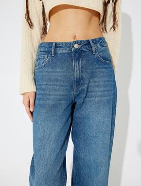 Koton X Zeynep Bastık - Katlama Paça Detaylı Düz Paça Kot Pantolon - Longer Straight Jeans_5