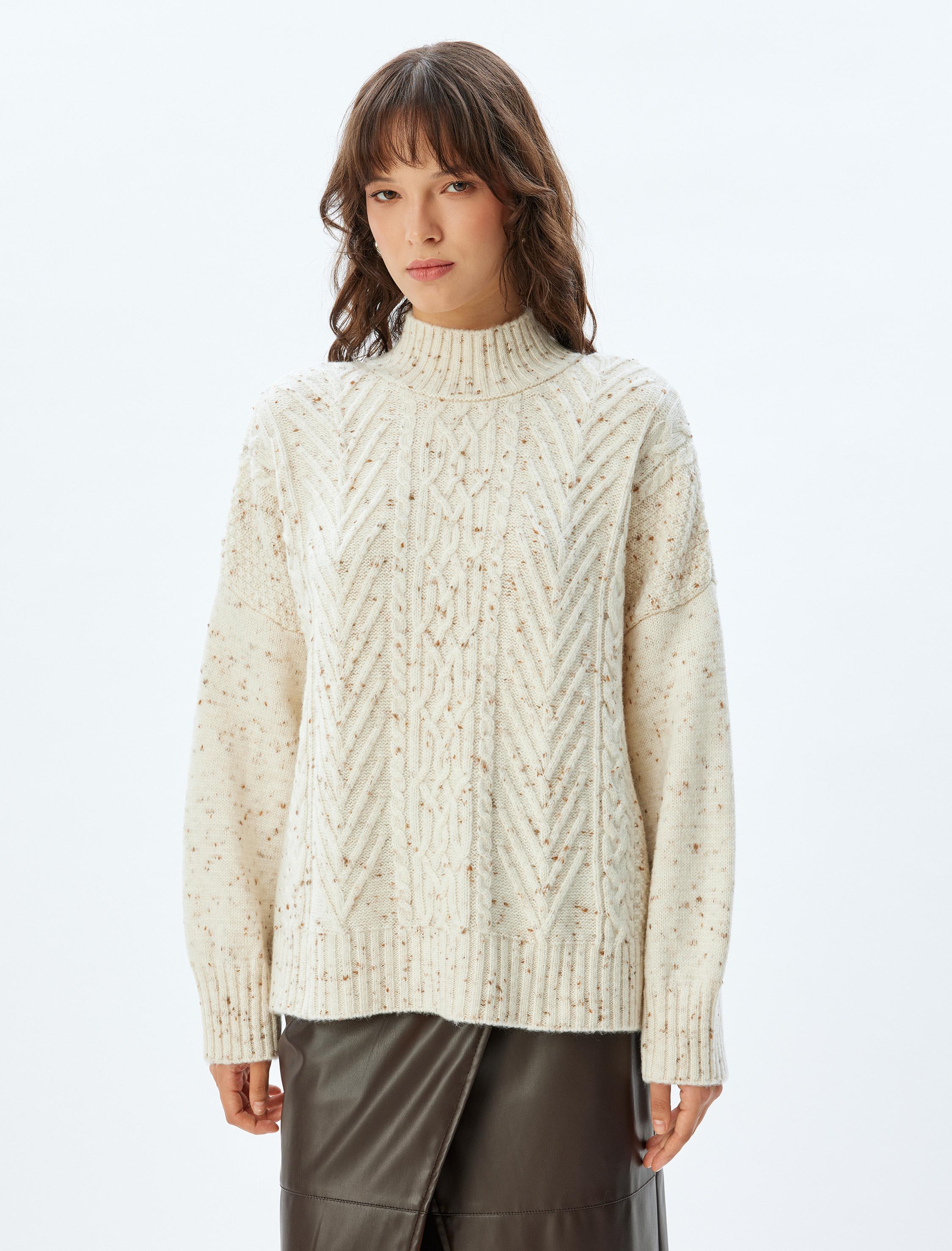   Koton X Sima Tarkan - Uzun Kollu Balıkçı Yaka Oversize Saç Örgü Kazak