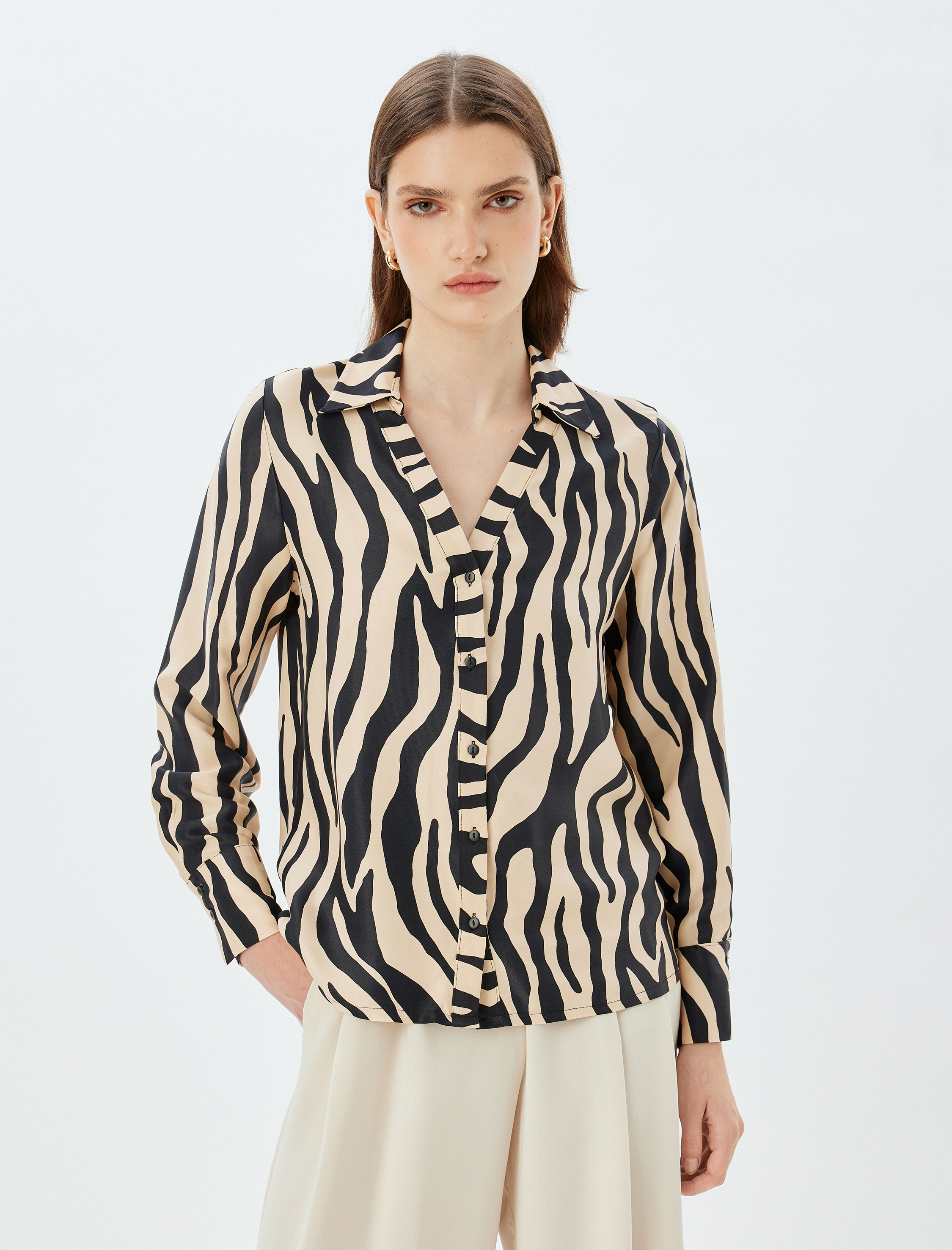   Zebra Desenli Gömlek Uzun Kollu V Yaka