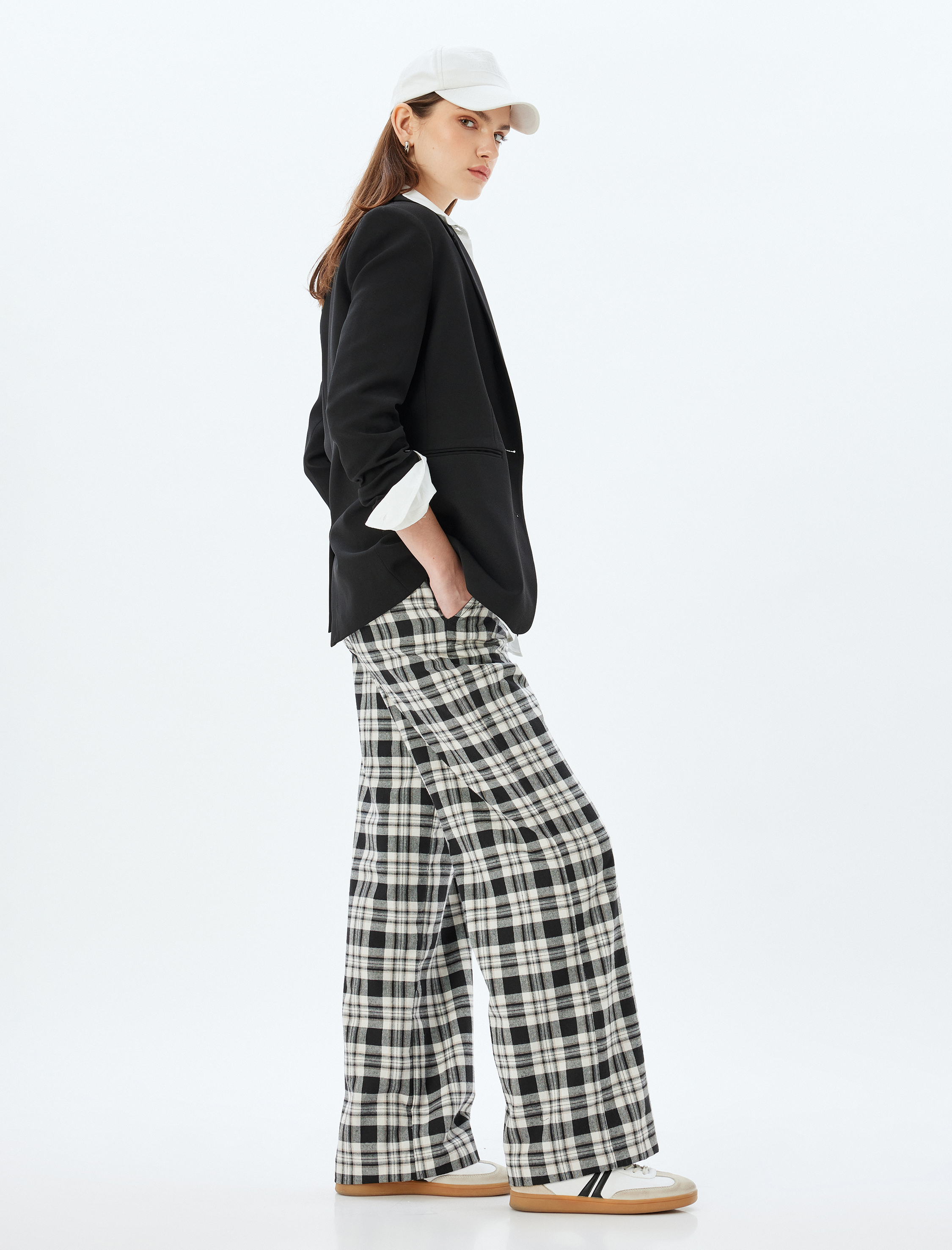   Rahat Kalıp Beli Bağlamalı Cepli Bol Paça Pijama Pantolon