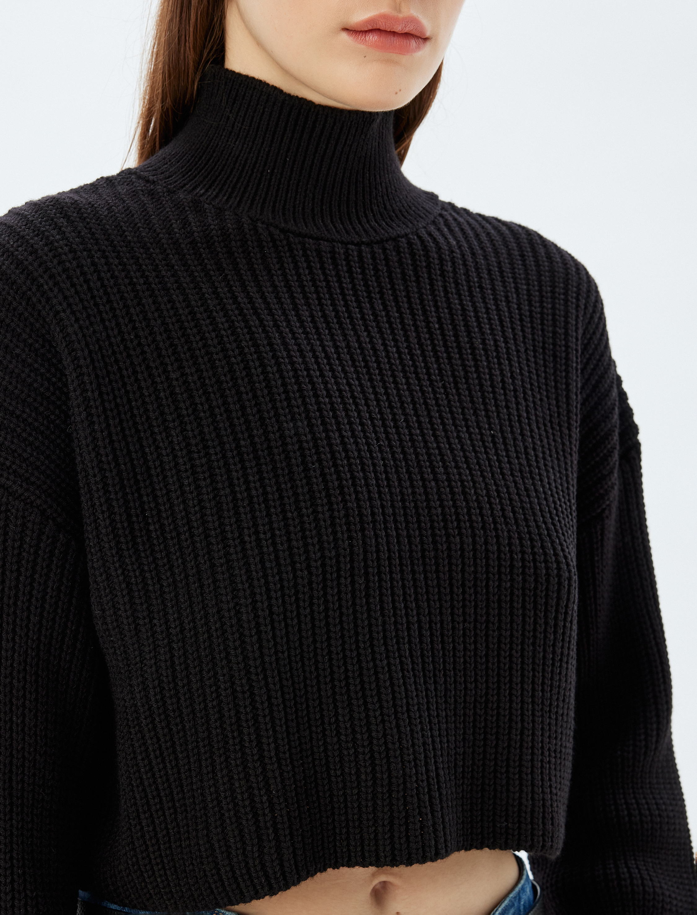   Balıkçı Yaka Uzun Kollu Püsküllü Crop Triko Kazak