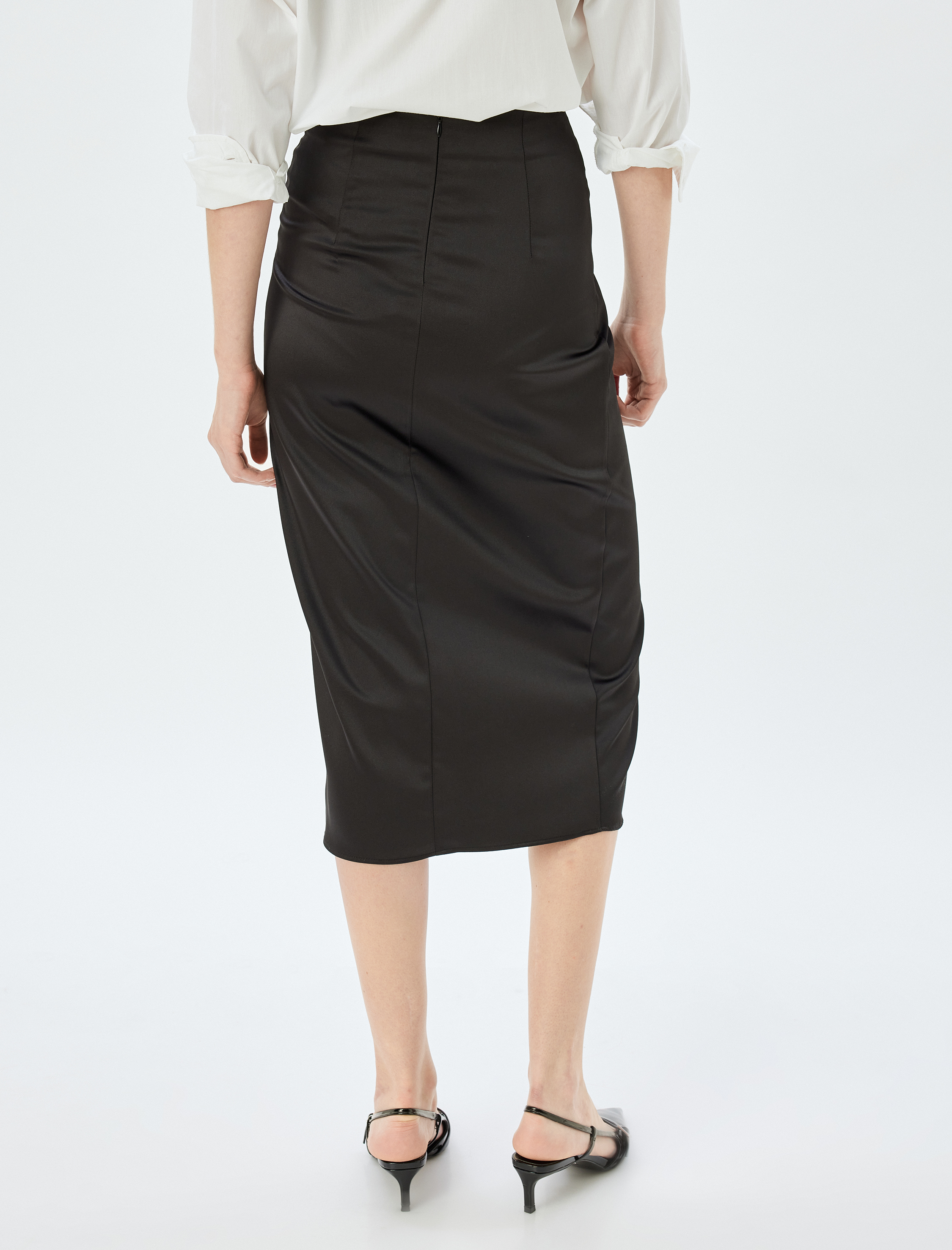   Saten Etek Midi Boy Kruvaze Yırtmaç Detaylı Fiyonklu Slim Fit