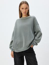 Oversize Sweatshirt Taş Detaylı Bisiklet Yaka Yıkamalı Şardonlu