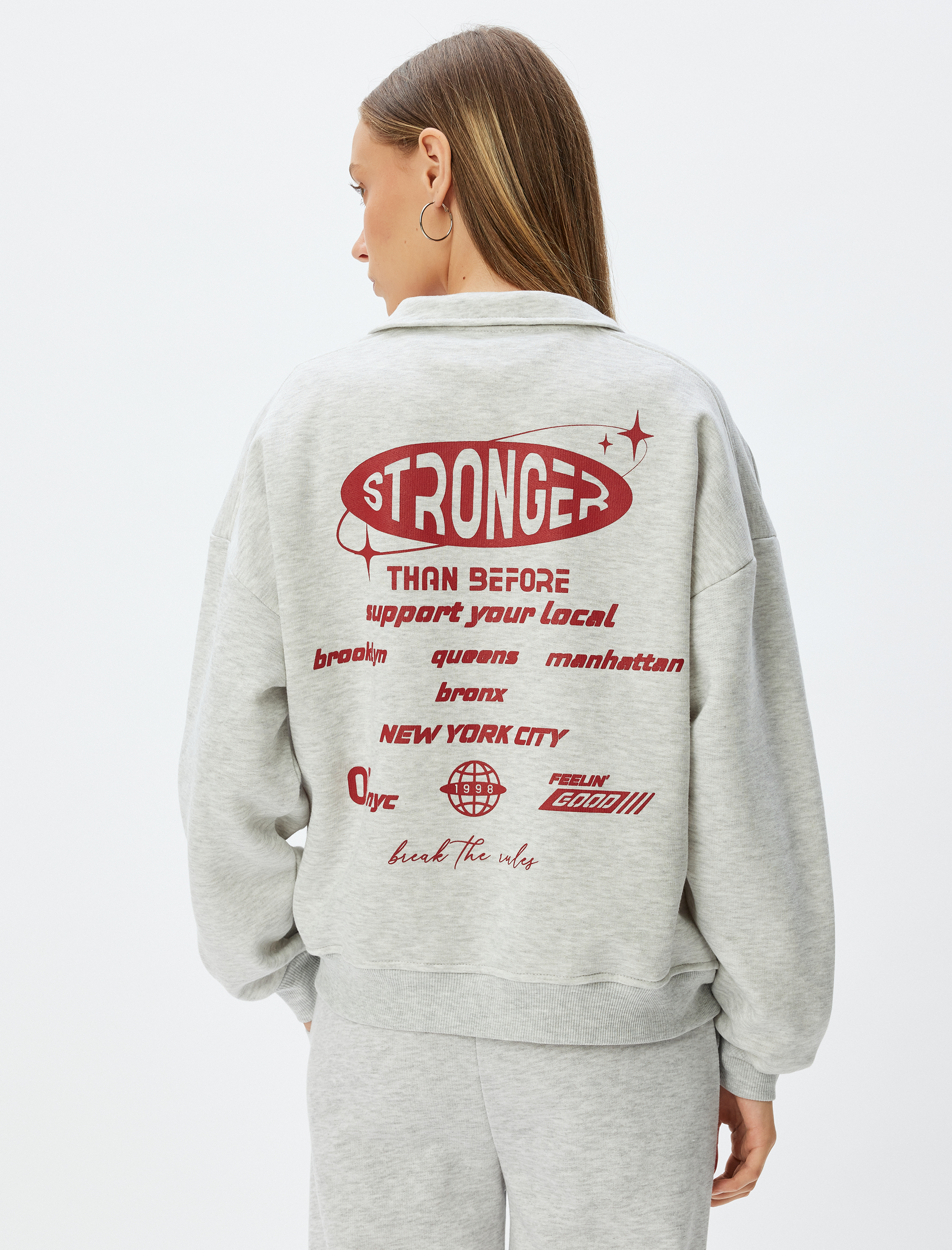   Oversize Arkası Baskılı Yarım Fermuarlı Şardonlu Sweatshirt