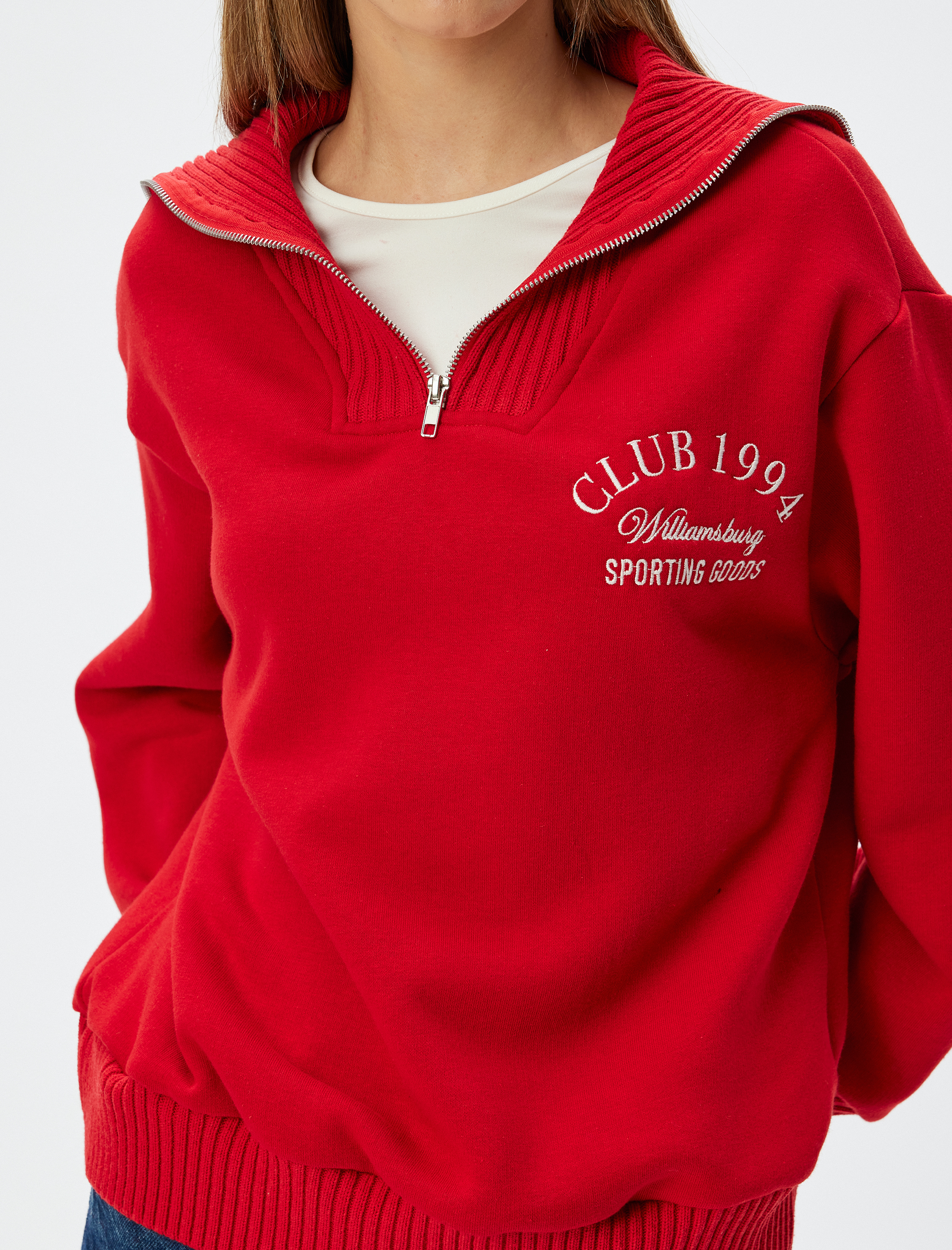   Yarım Fermuarlı Sweatshirt Kolej İşlemeli Dik Yaka Biyeli Şardonlu