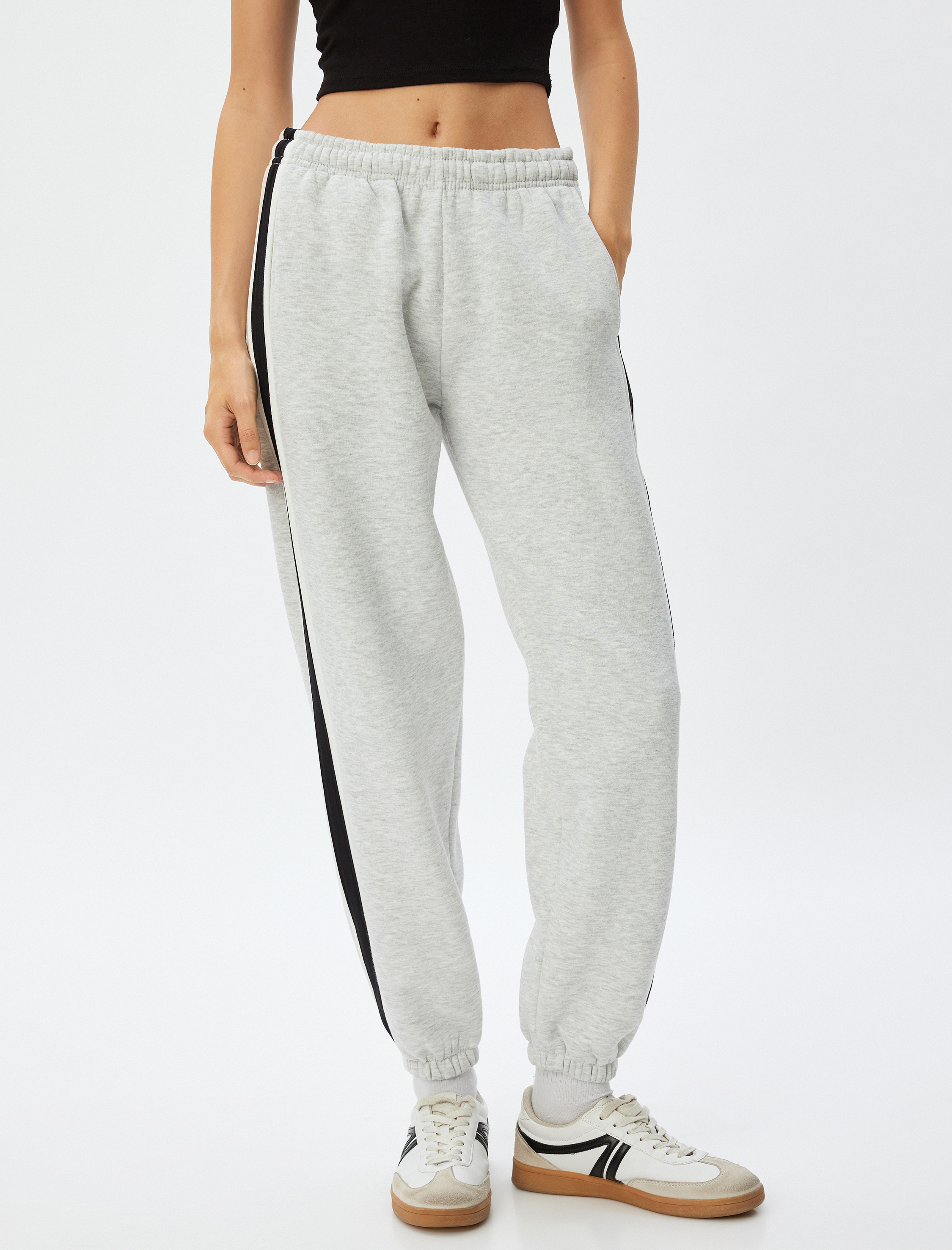   Oversize Jogger Eşofman Altı Beli Bağcıklı Şerit Detaylı Cepli Şardonlu