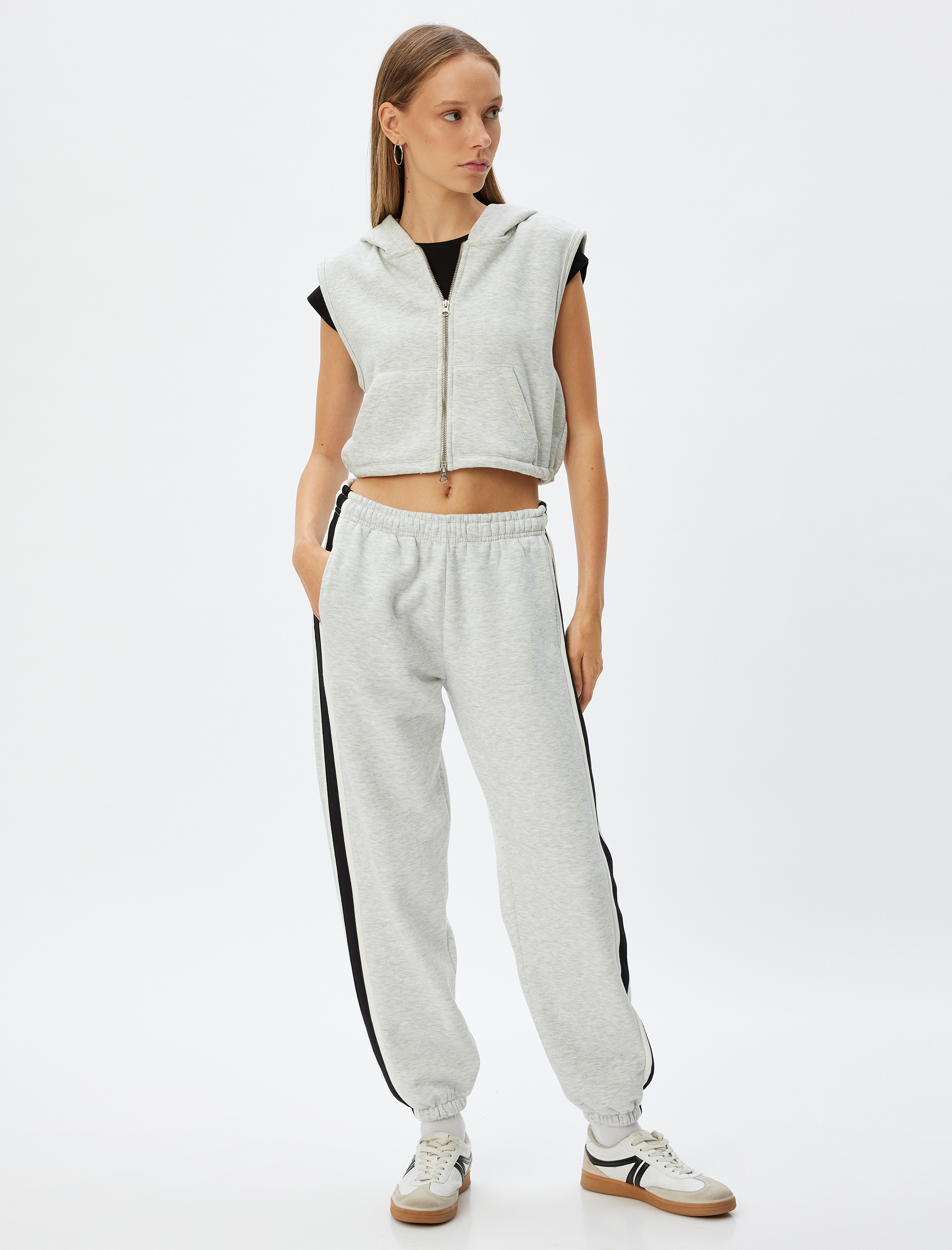   Oversize Jogger Eşofman Altı Beli Bağcıklı Şerit Detaylı Cepli Şardonlu