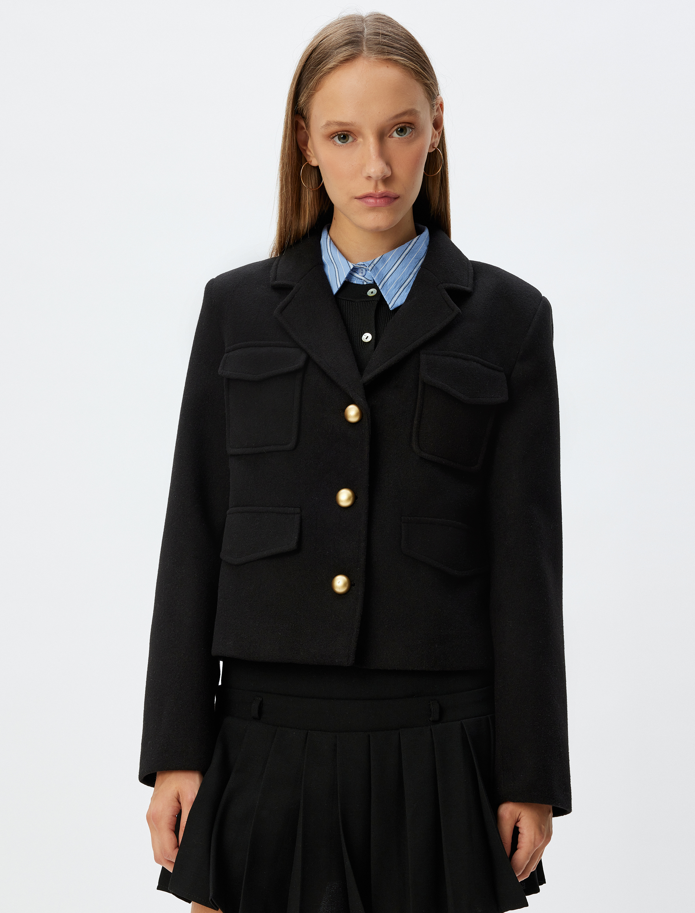   Mevsimlik Ceket Klasik Yaka Cep Detaylı Düğmeli