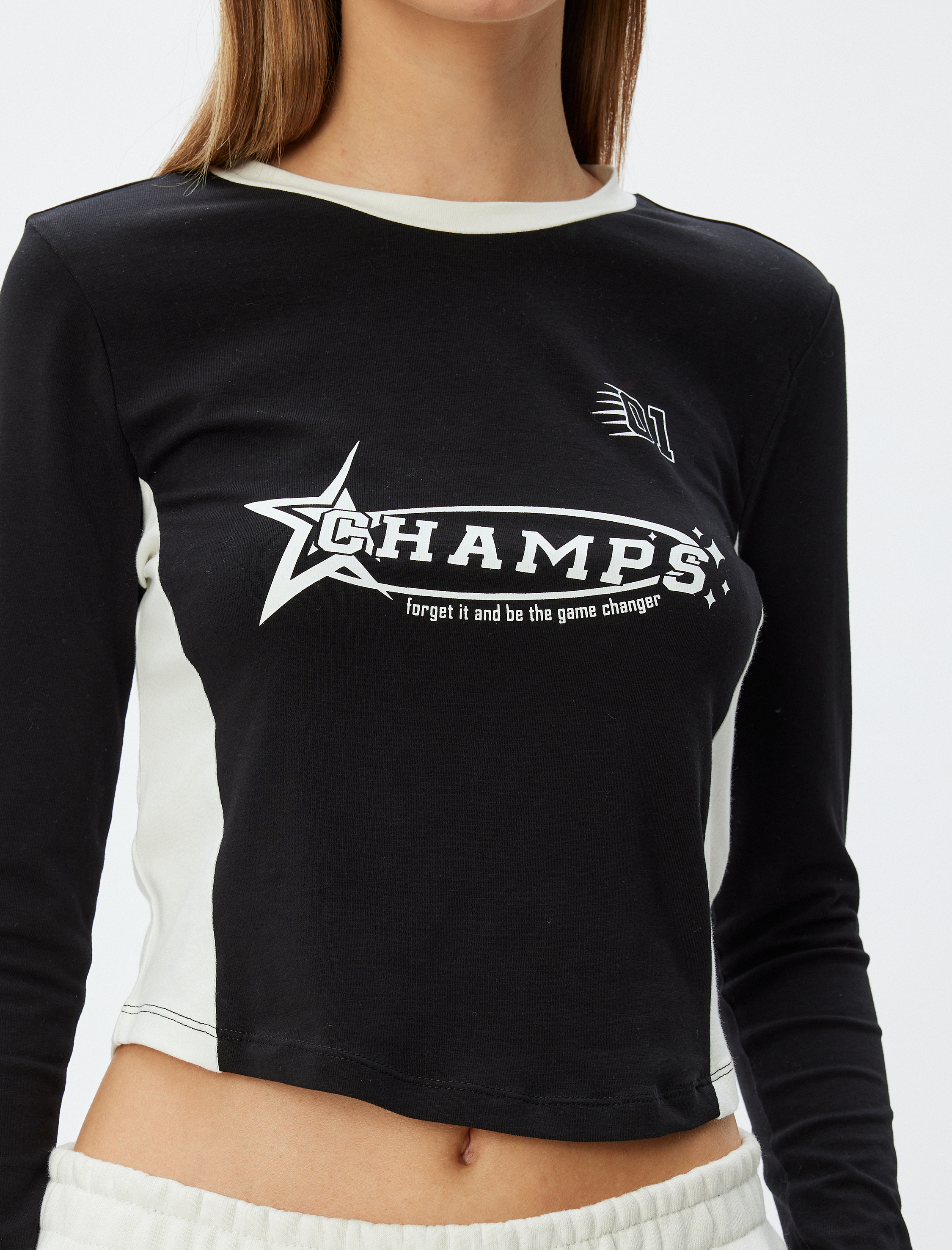   Crop Tişört Uzun Kollu Slogan Baskılı Renk Bloklu Bisiklet Yaka Slim Fit