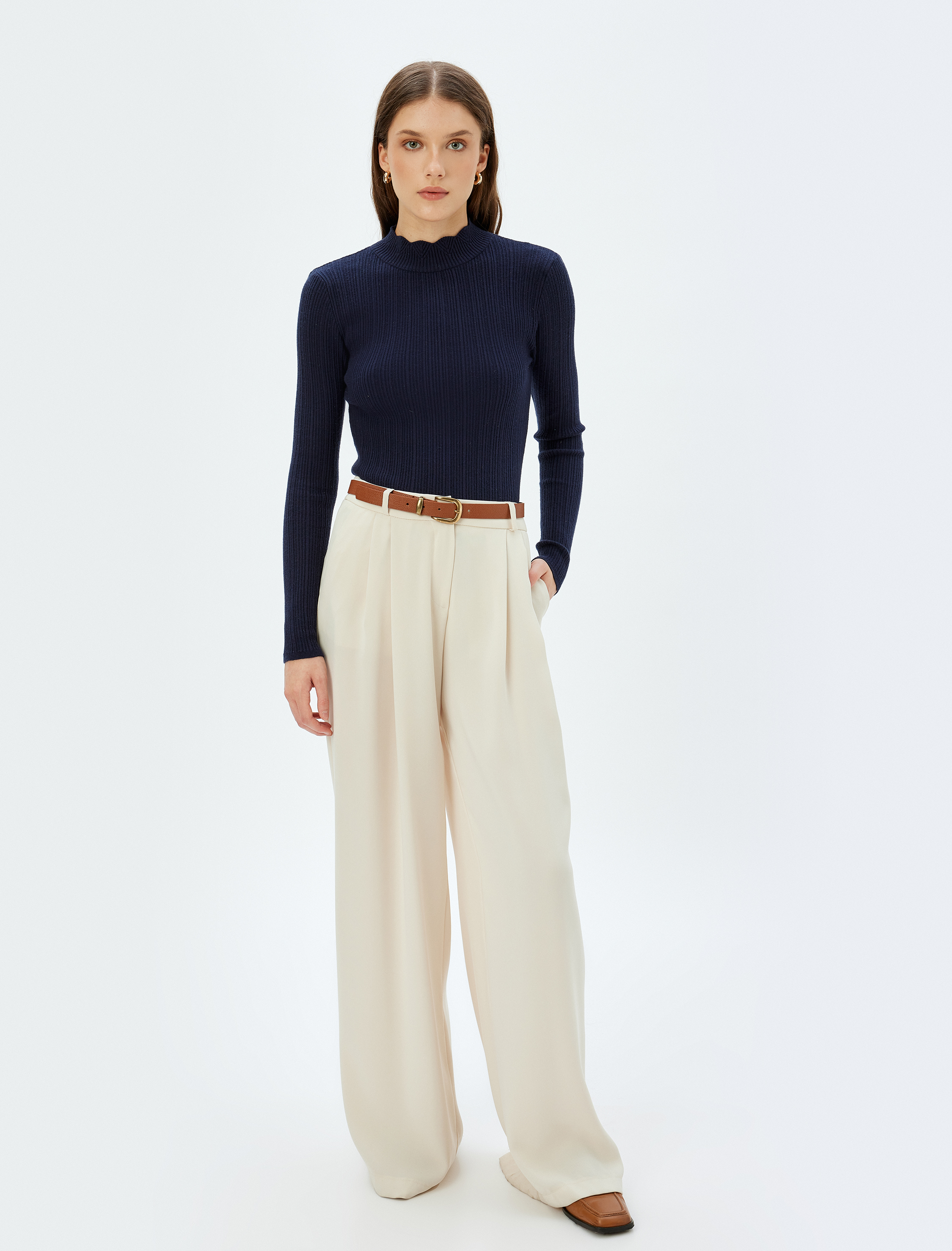Triko Kazak Slim Fit Hafif Dik Yaka Uzun Kollu